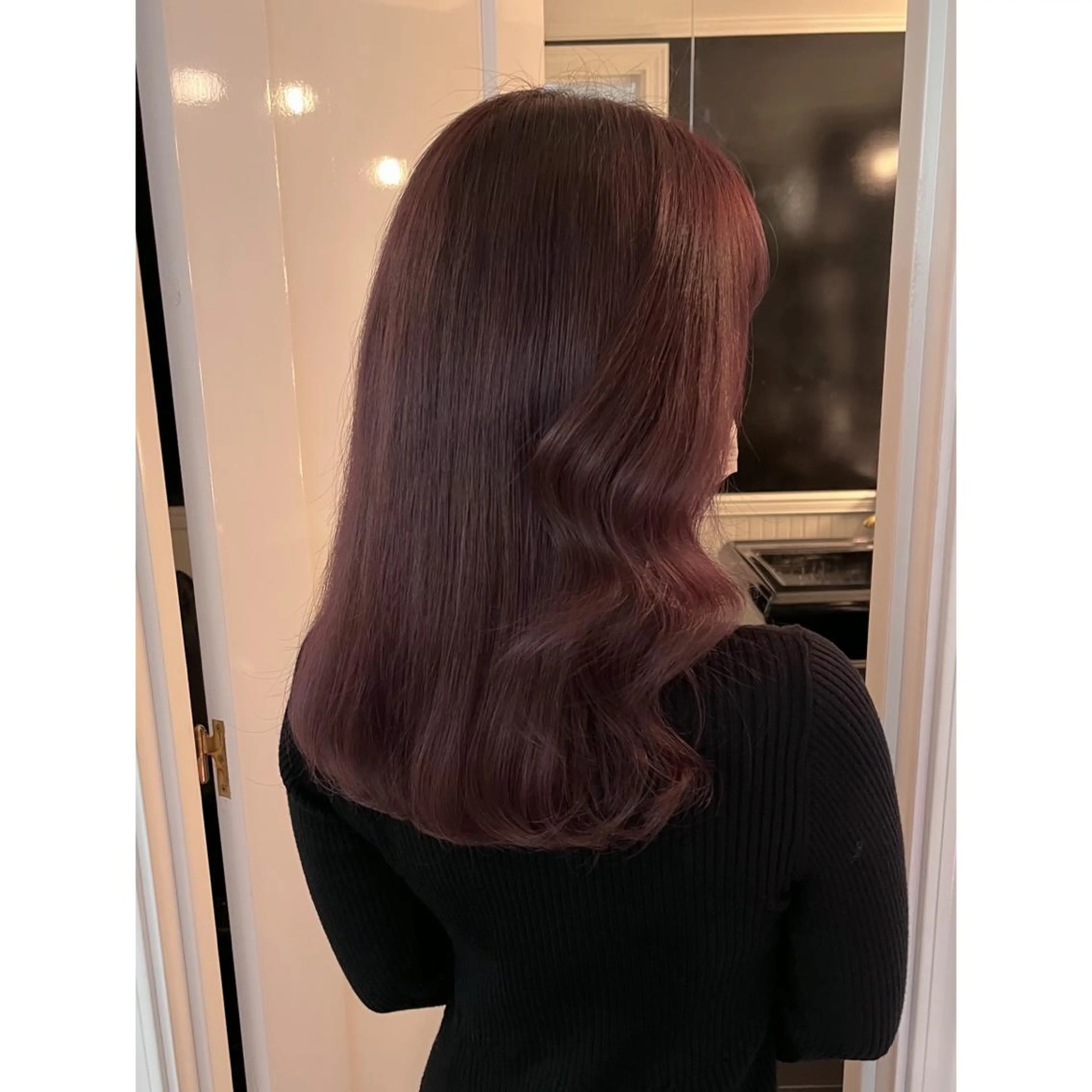 セミロング カラー ブリーチ ヘアカラー LOTTA CUCCI所属・miyu /トレンド カラー×艶髪のヘアスタイル