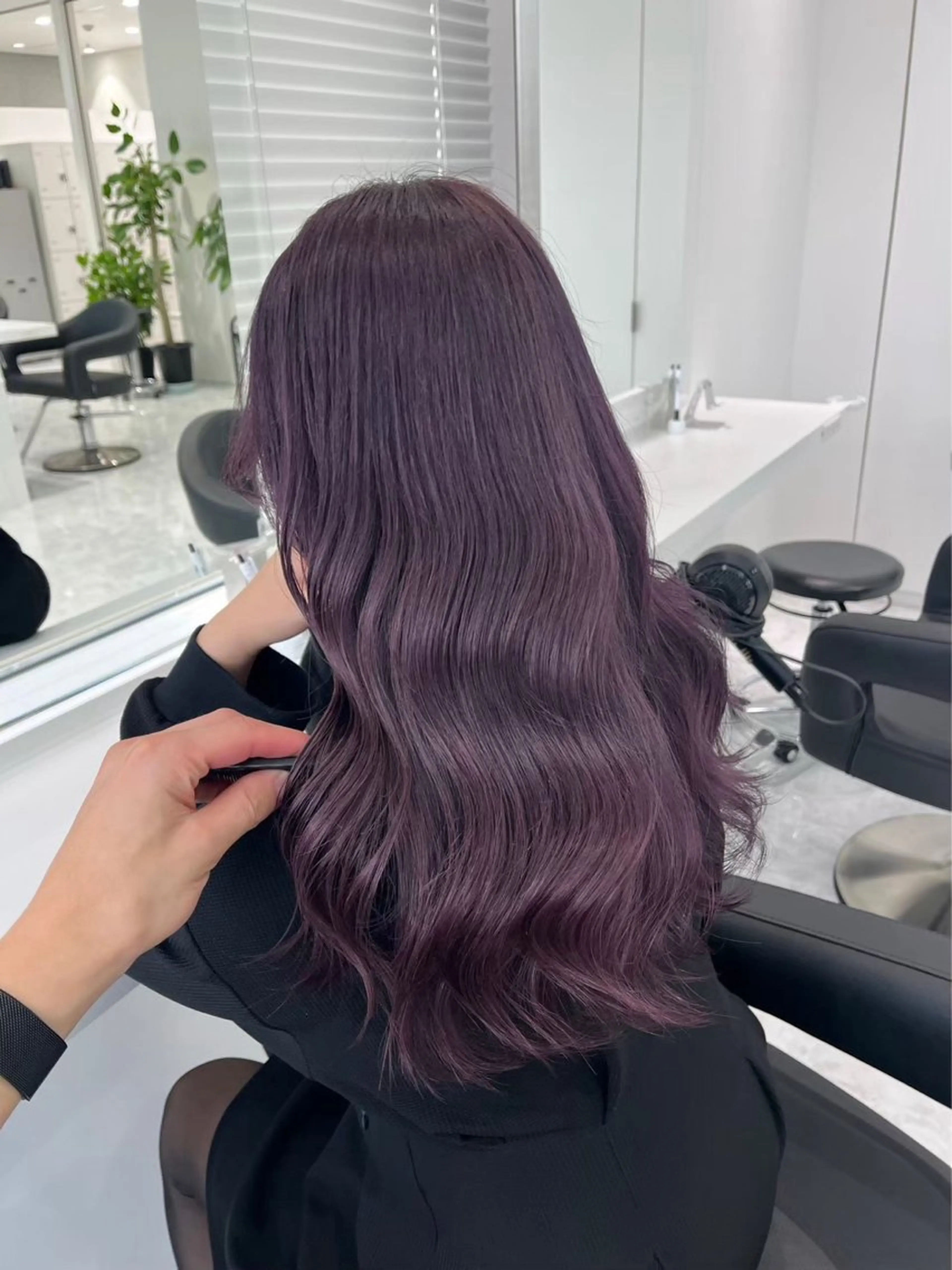 ロング カラー ブリーチなし艶カラー タクト🫧のヘアスタイル