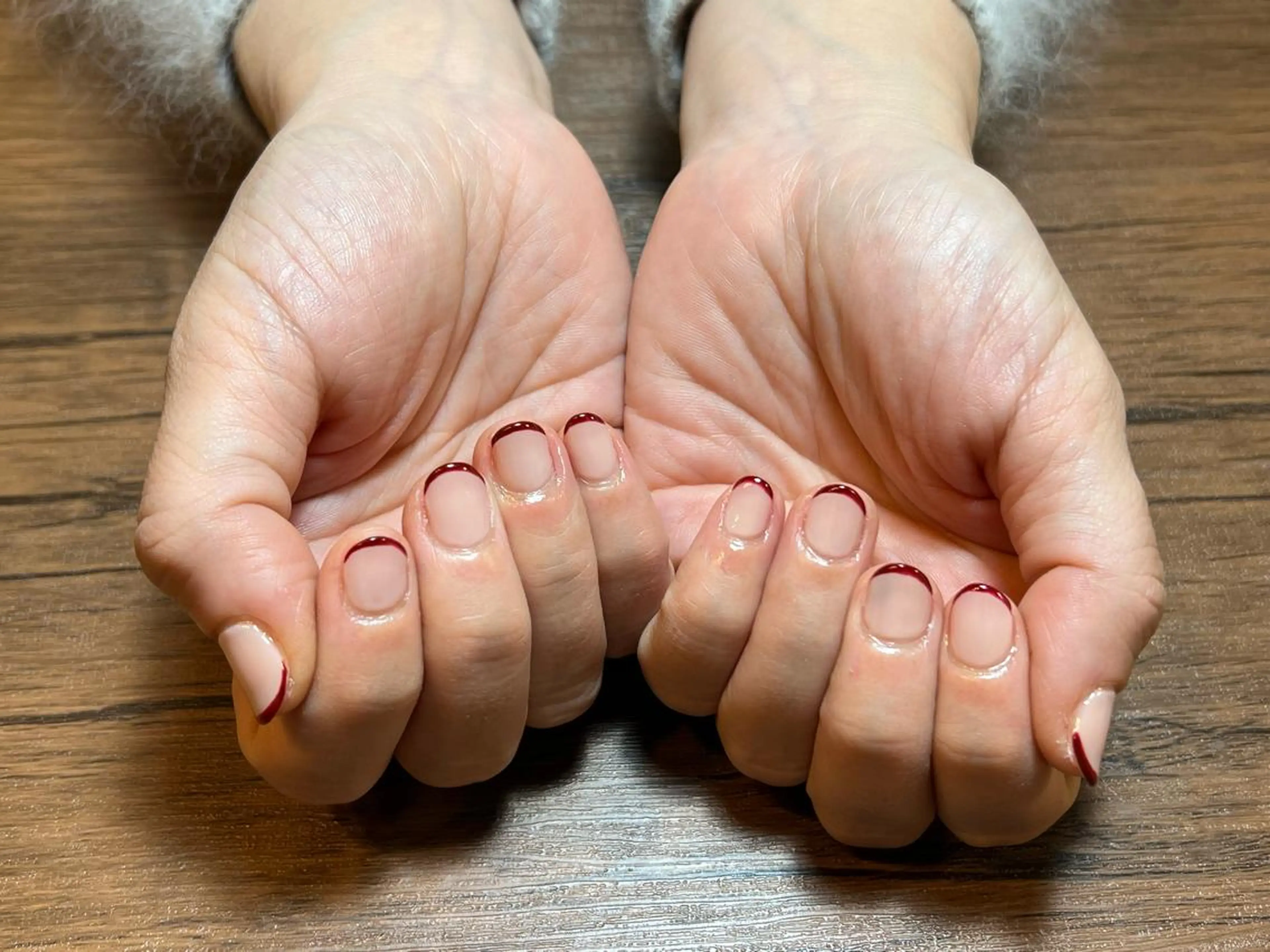 ネイル ボルドー フレンチネイル ハンドネイル HENRIETTA NAILSALONのネイルデザイン