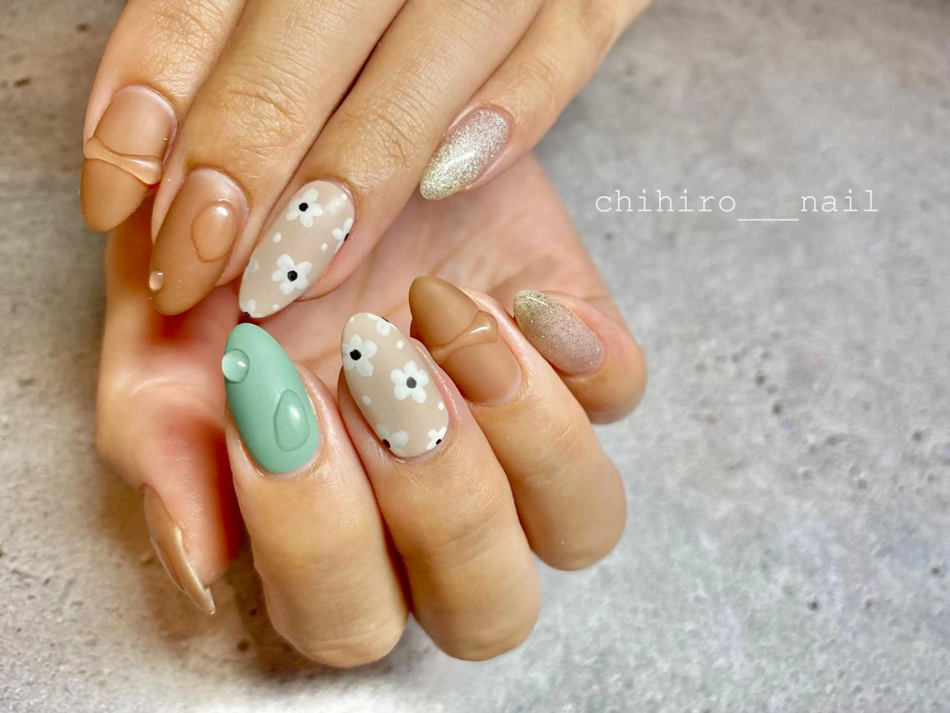 ロング カラー ネイル アートネイル フレンチネイル ジェルネイル マグネットネイル マグネットフレンチ ハンドネイル beauty salon ma'am所属・chihiro 小路ネイルのネイルデザイン