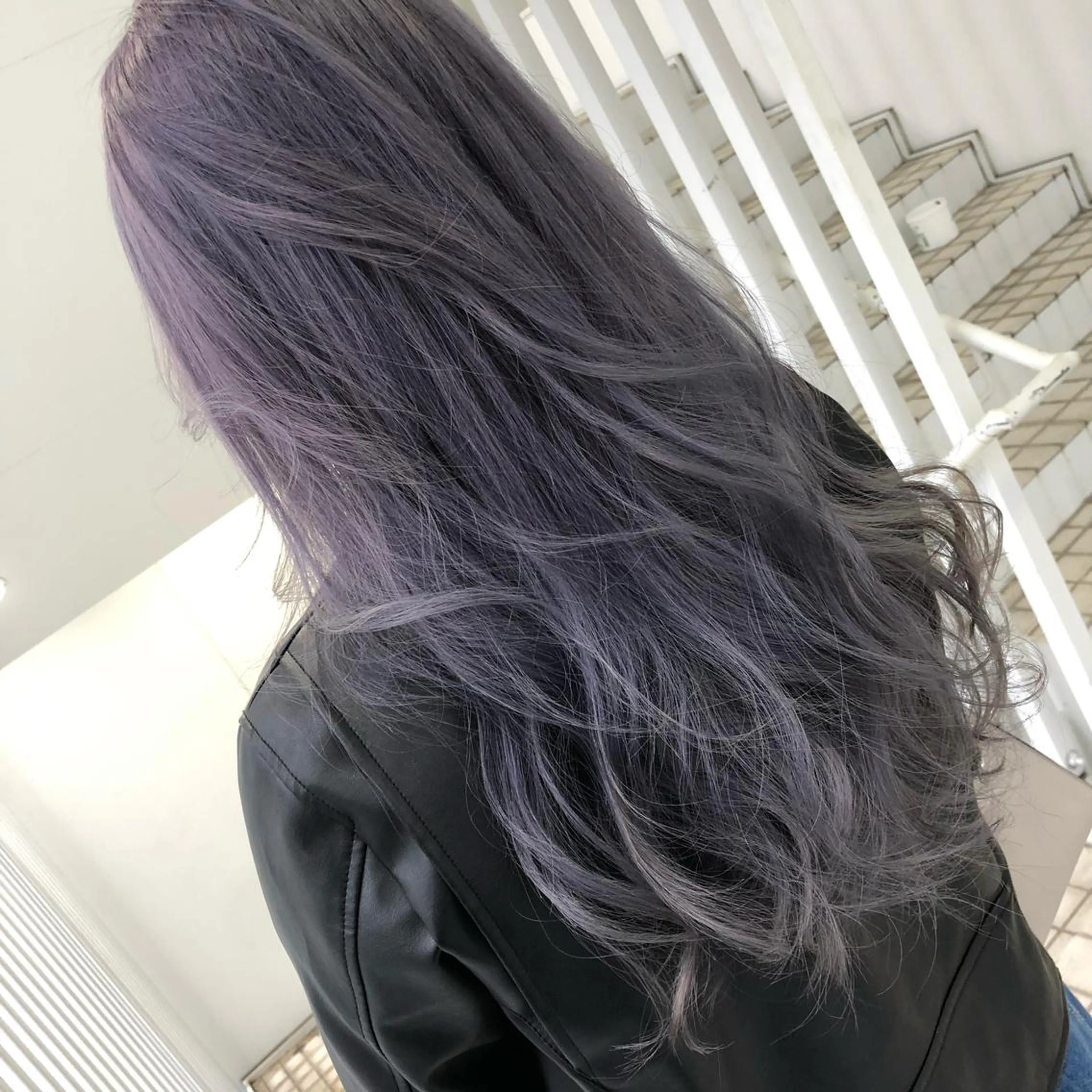 ロング カラー アッシュ ラベンダーカラー ラベンダーアッシュ 佐々木 好乃のヘアスタイル