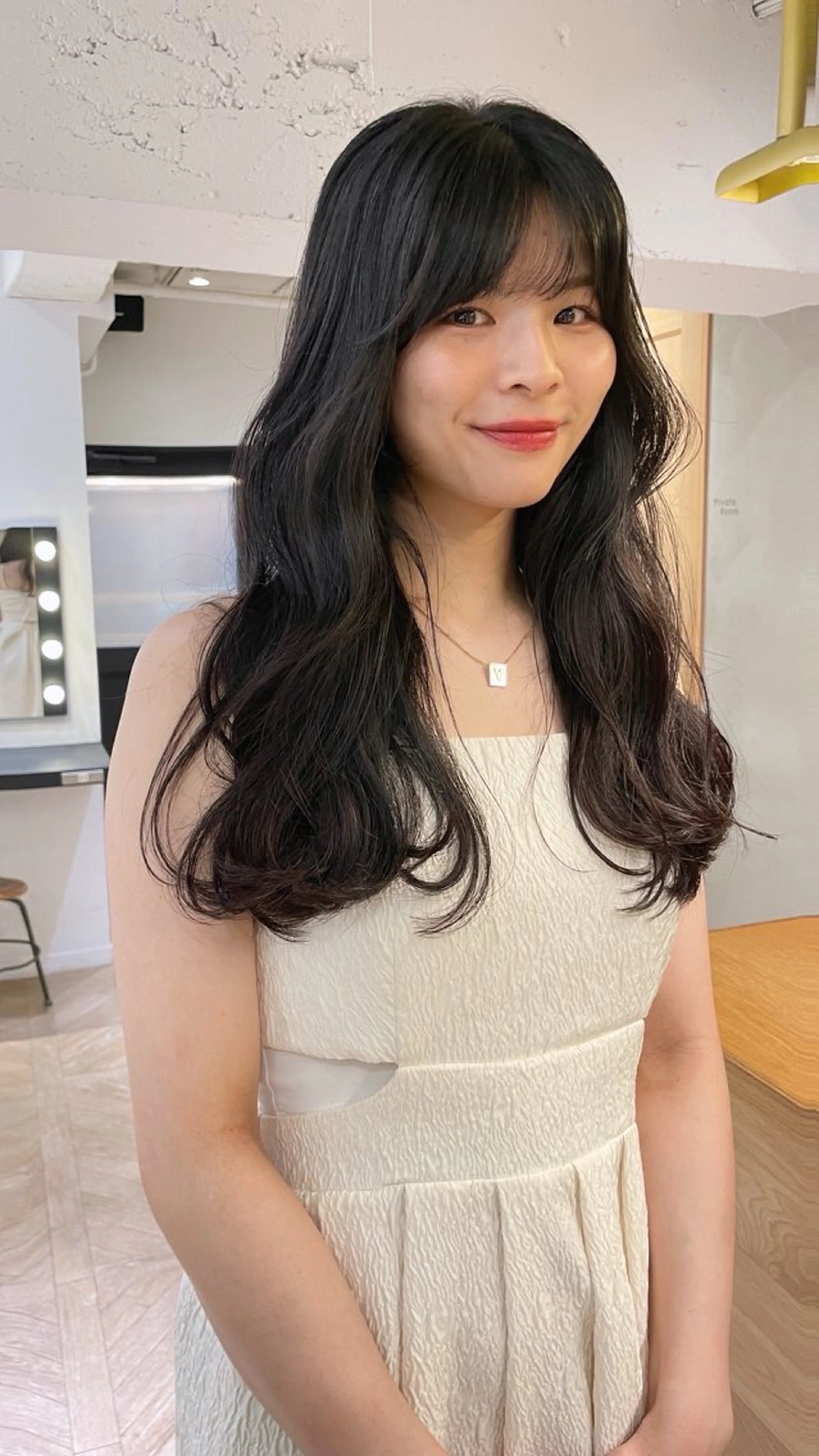 ロング 🤍LOREN エリコ🌈のヘアスタイル