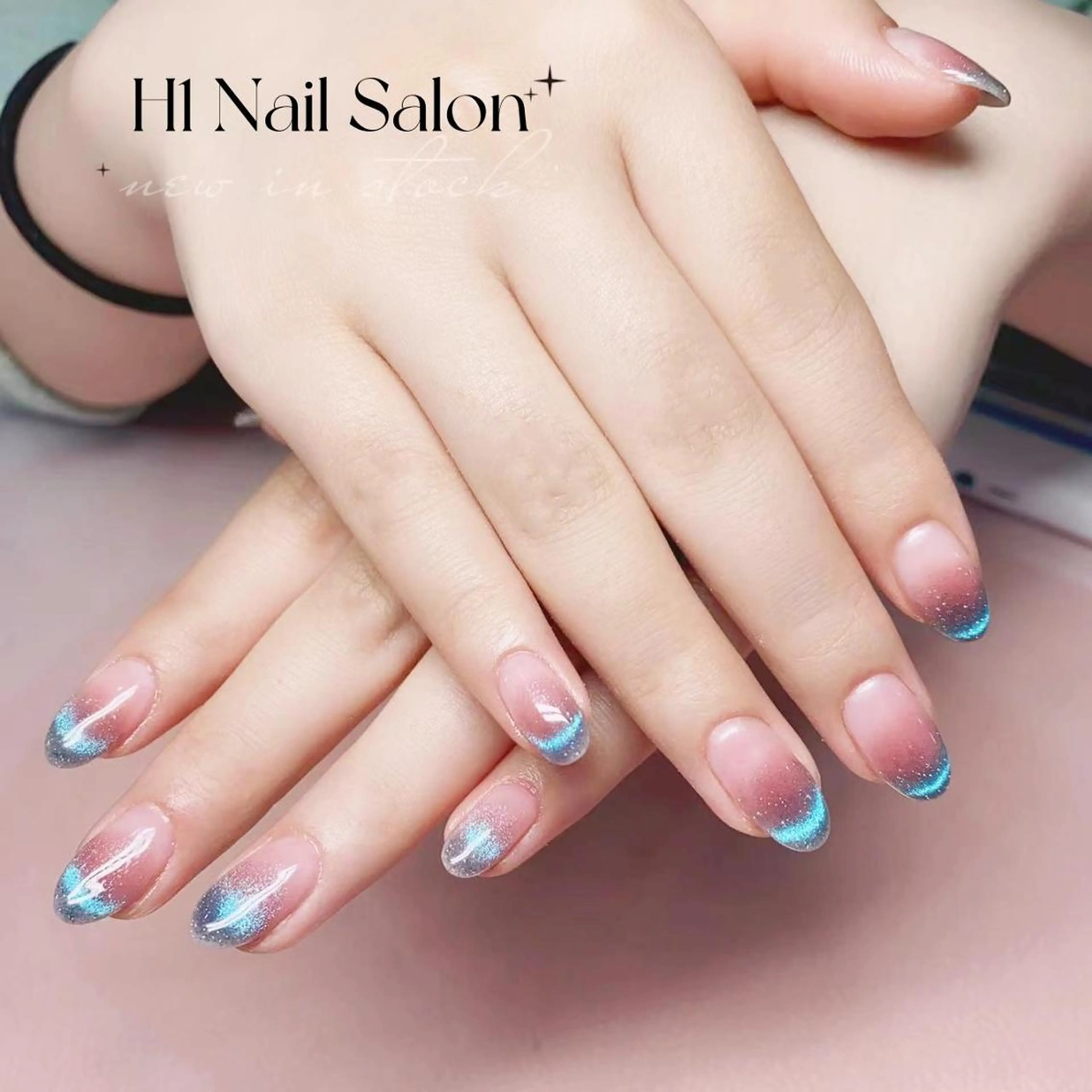 ミディアム H1 ネイル サロンのネイルデザイン