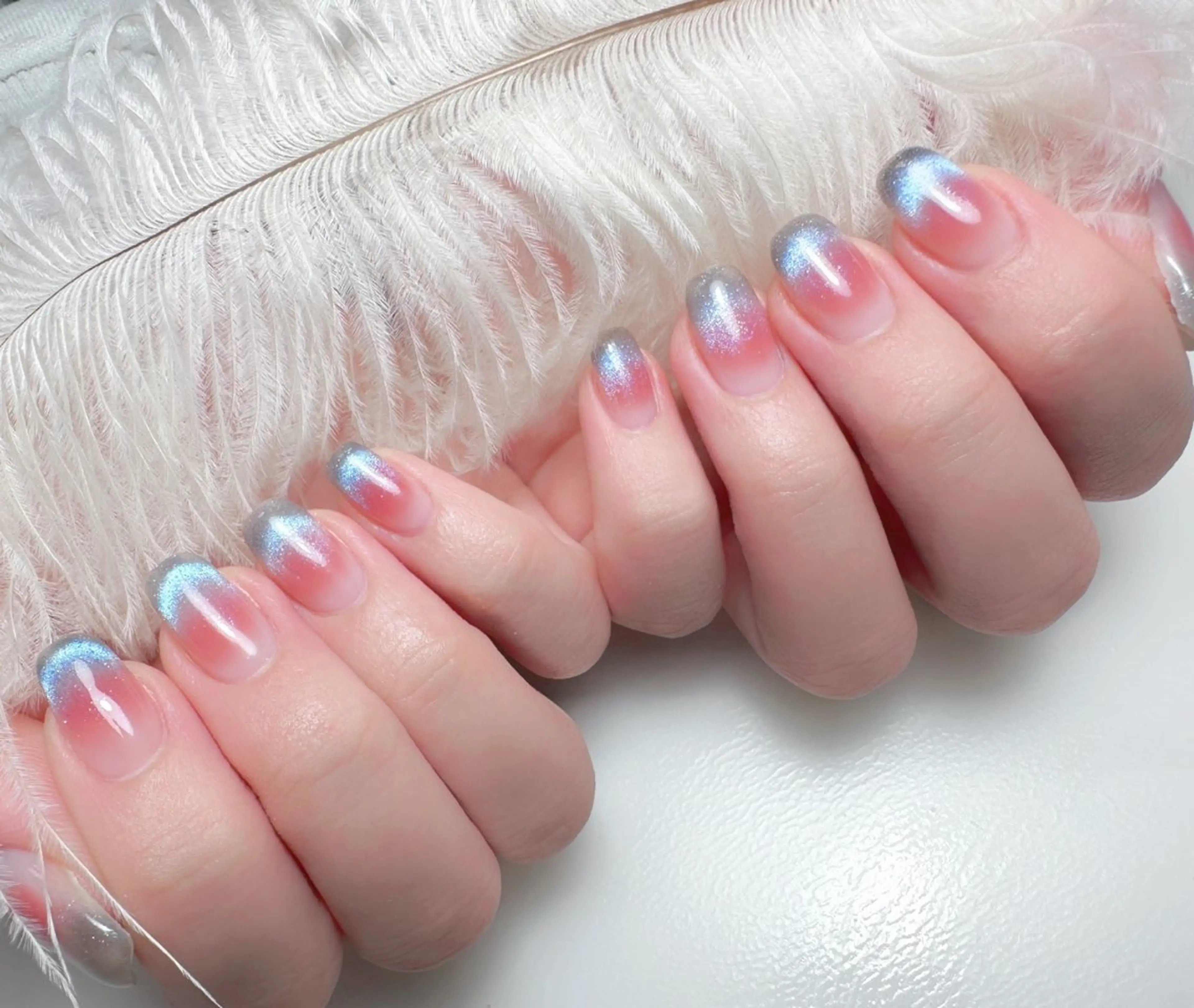 ネイル オーロラネイル 長さ出し フットネイル 韓国ネイル ラメ(グリッター) ハンドネイル 👍thumbs up nail👍のネイルデザイン