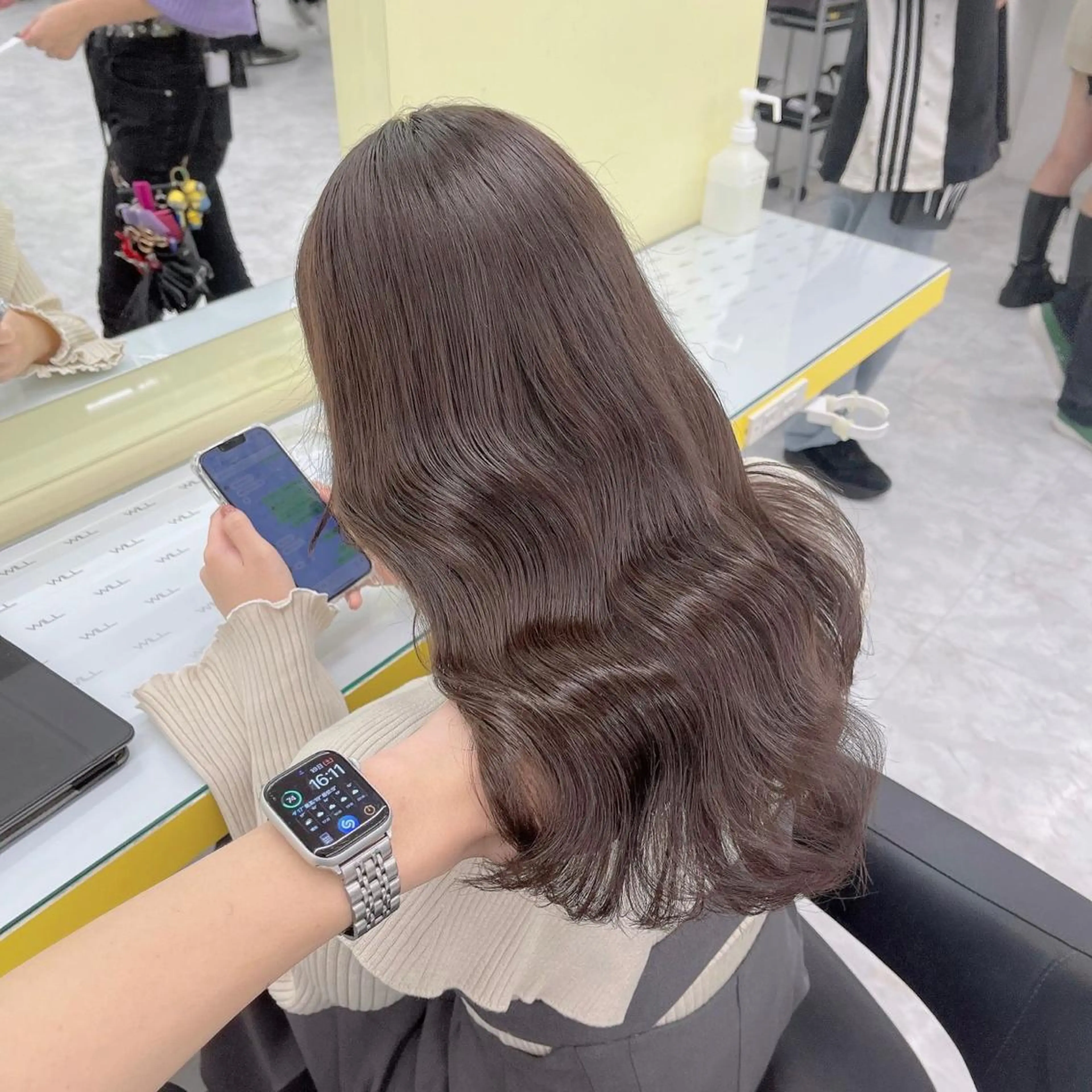 セミロング カラー ♥️韓国ヘア レイヤー♥️ゆりのヘアスタイル