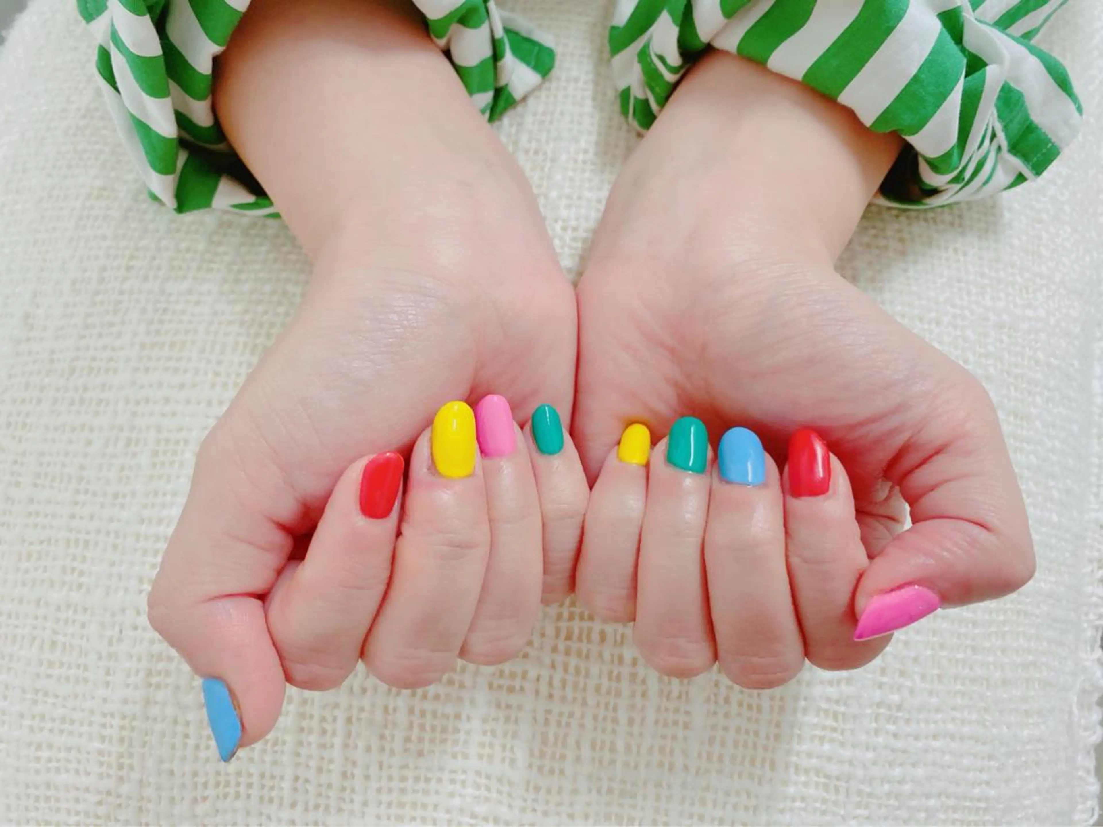 ハンドネイル pluck所属・さとう のぞみのネイルデザイン