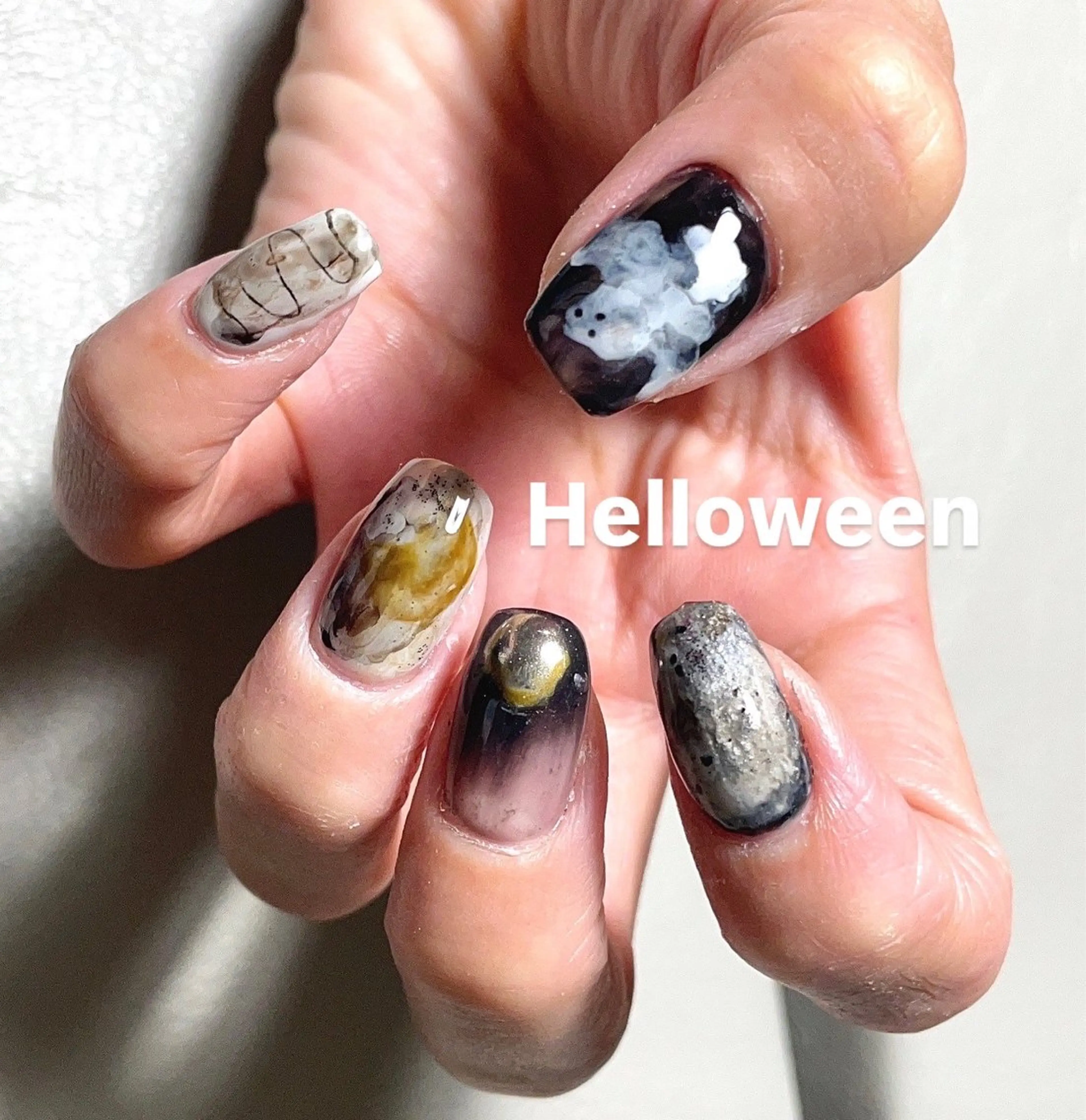 ネイル アートネイル ハロウィン ニュアンスネイル RISA joie nailのネイルデザイン