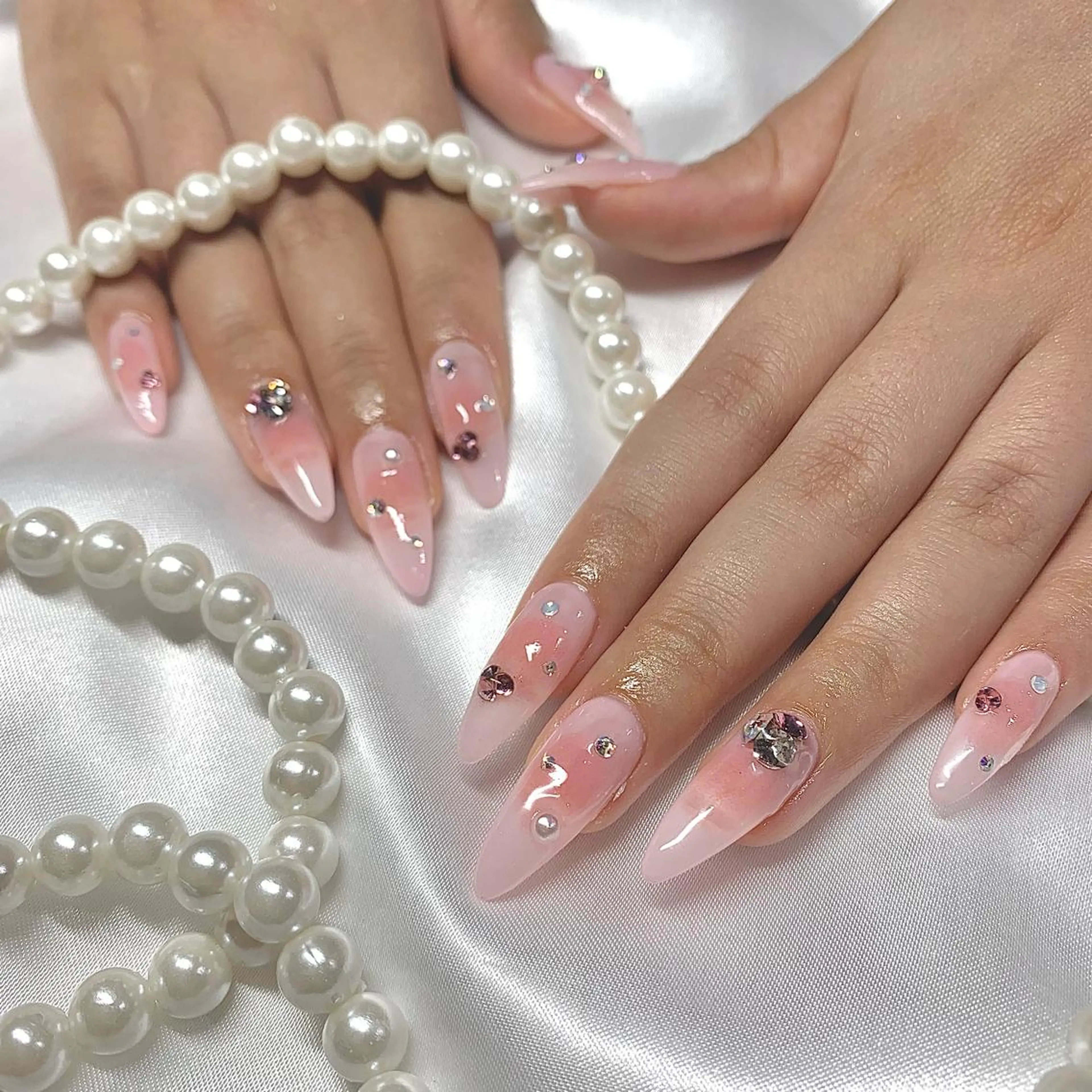 ネイル チークネイル 韓国ネイル ワンカラーネイル ワンホンネイル élu by Noriko 前原のネイルデザイン