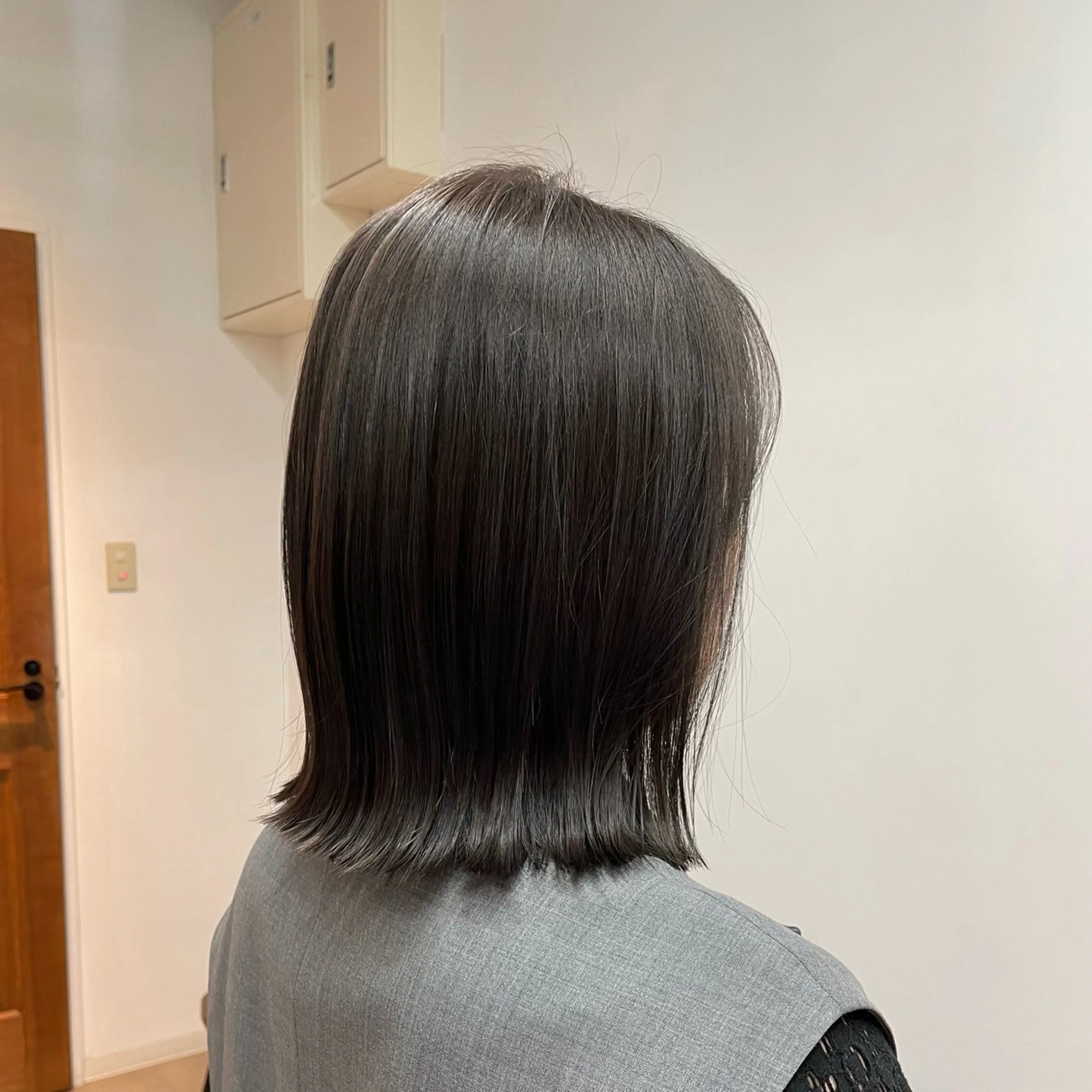 ミディアム Ameri所属・Riko🫧 艶カラーのヘアスタイル