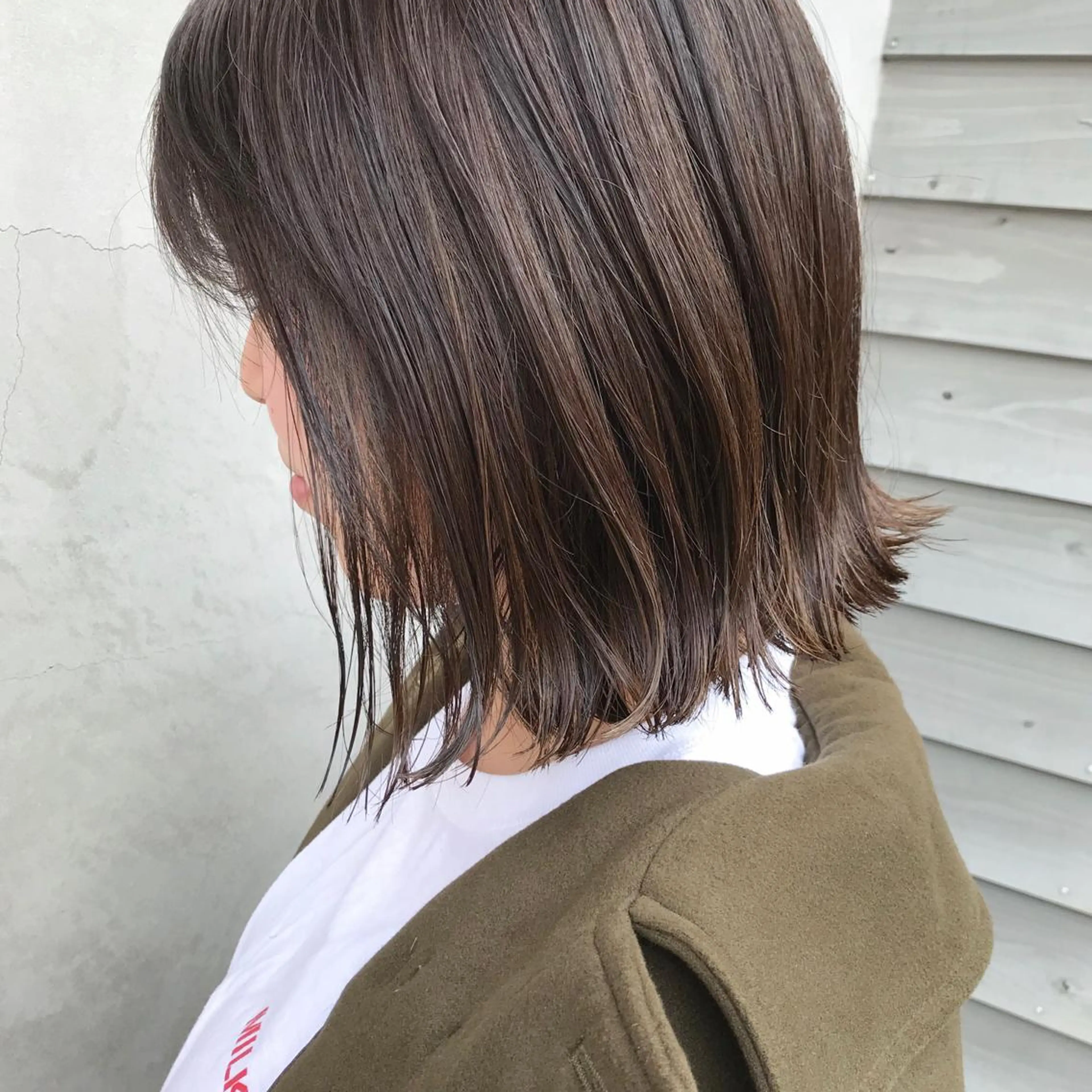 ミディアム カラー botan KOZUEのヘアスタイル