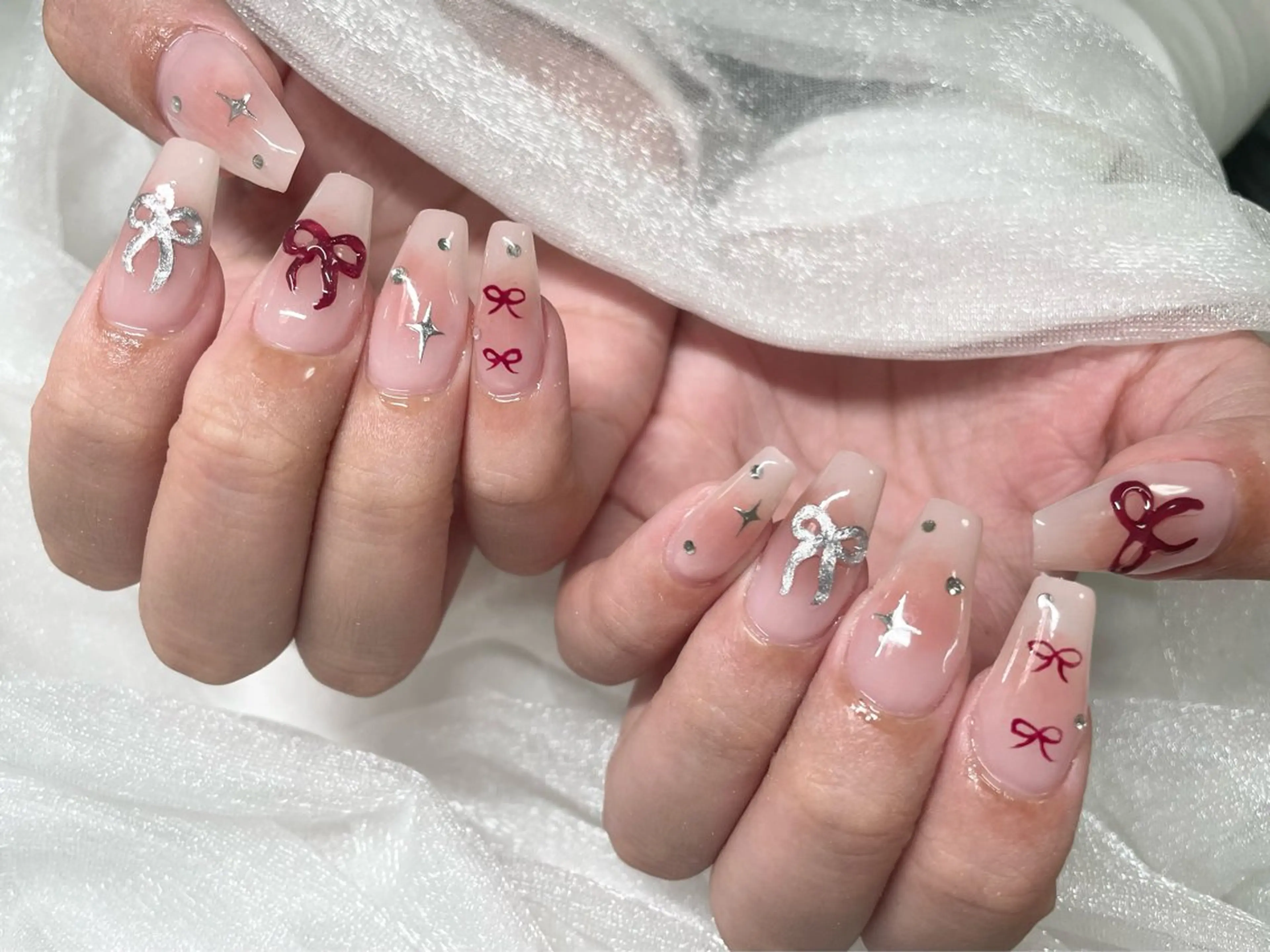ネイル ハンドネイル Roi〈ロワ〉 Minakoのネイルデザイン