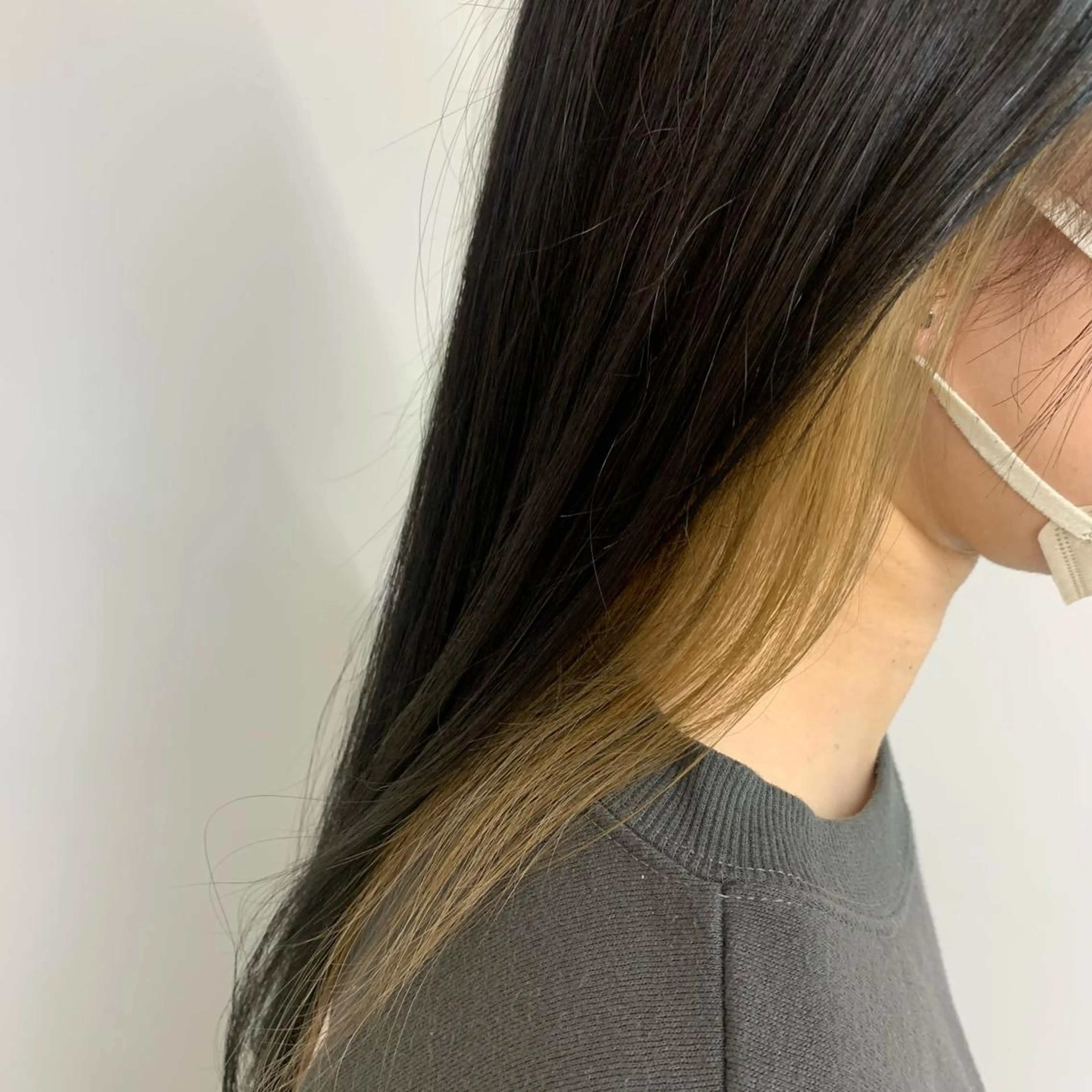 ロング カラー 齊藤 来美のヘアスタイル