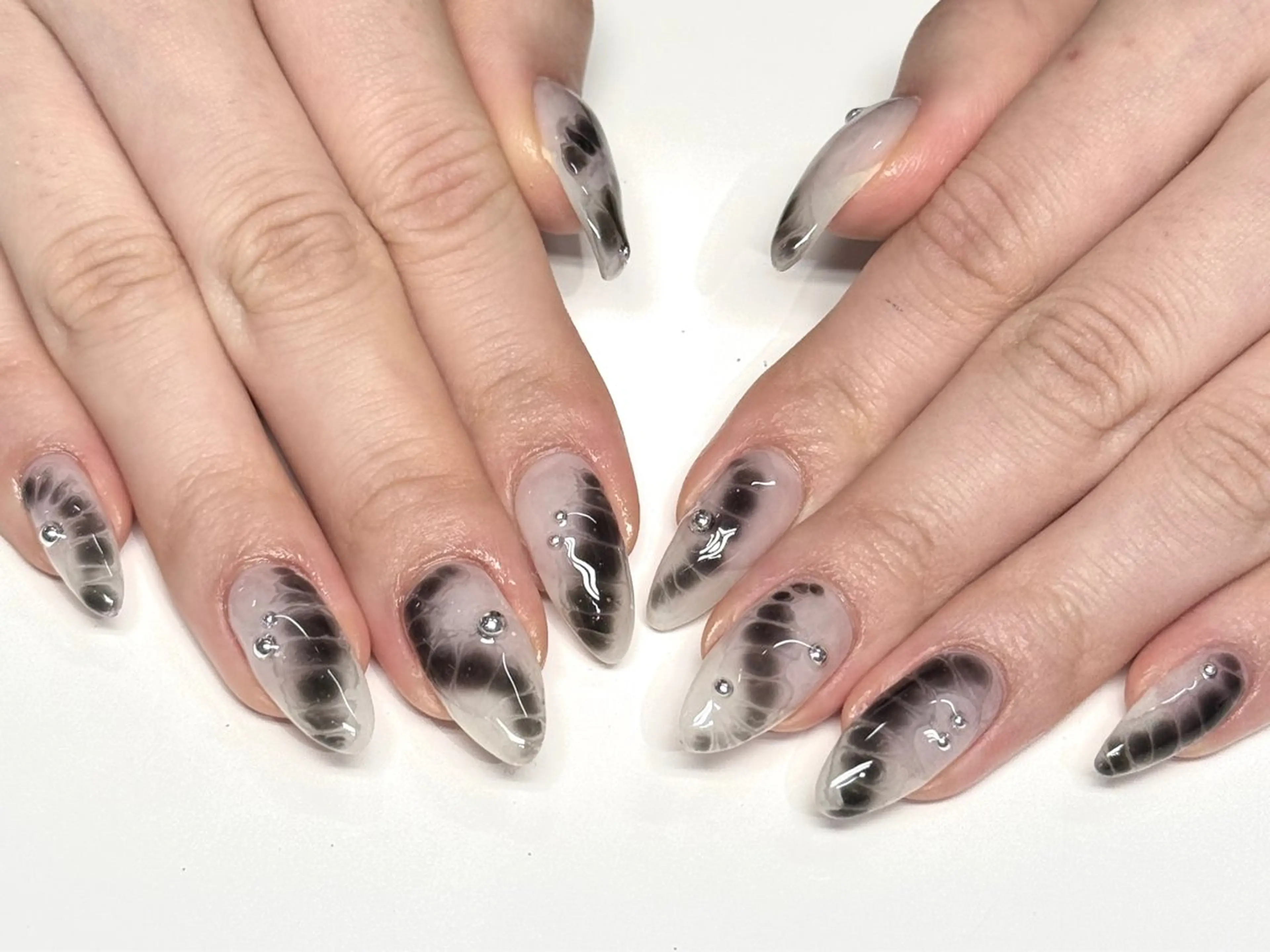 ネイル WOLTOKYO kahoのネイルデザイン