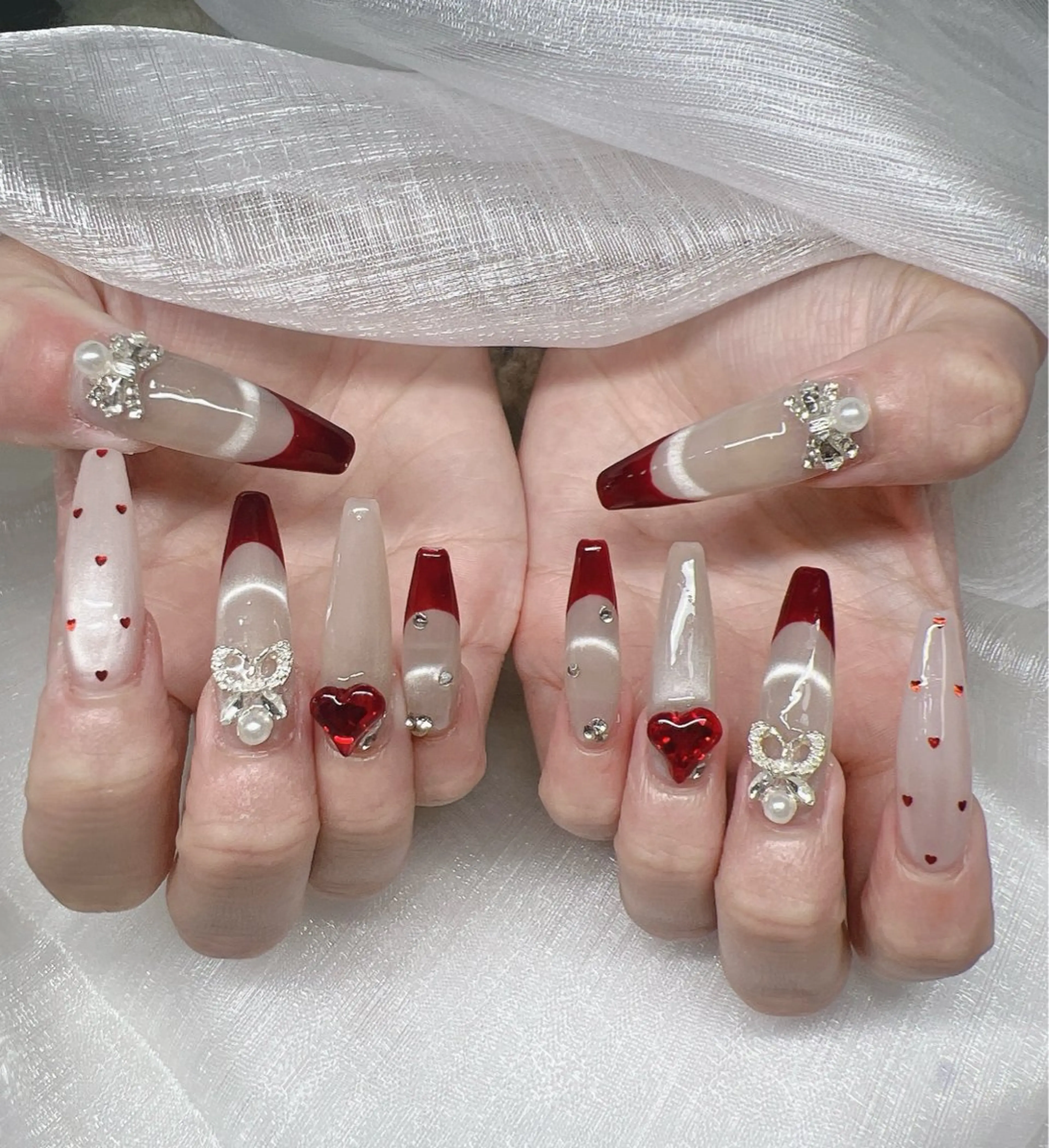 ネイル 長さ出し グラデーション キラキラネイル マグネットネイル ニュアンスネイル ハンドネイル Lee Nails チップ長さだし専門店のネイルデザイン