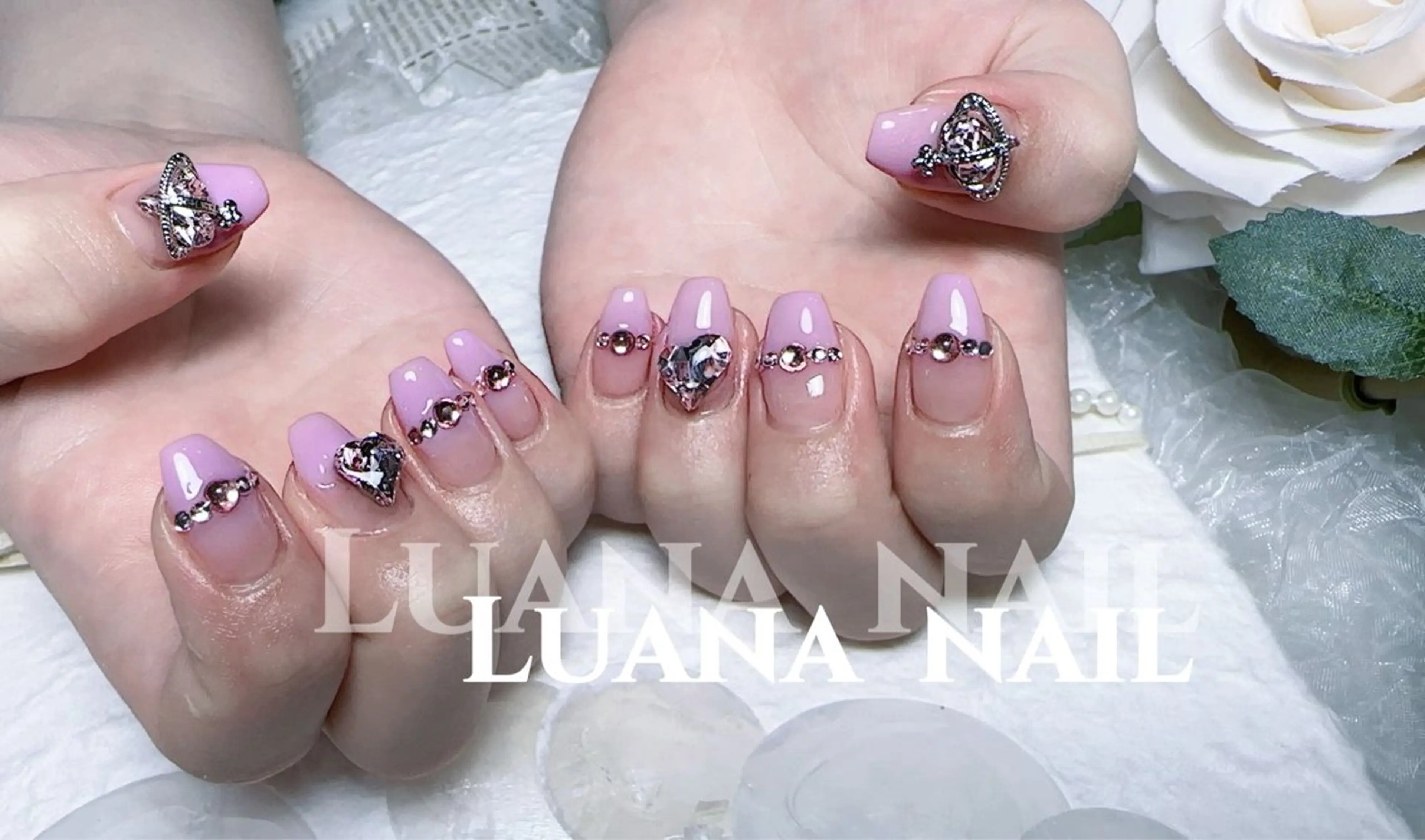 ネイル ハンドネイル Luana nail  salon所属・ルアナ ネイルサロンのネイルデザイン