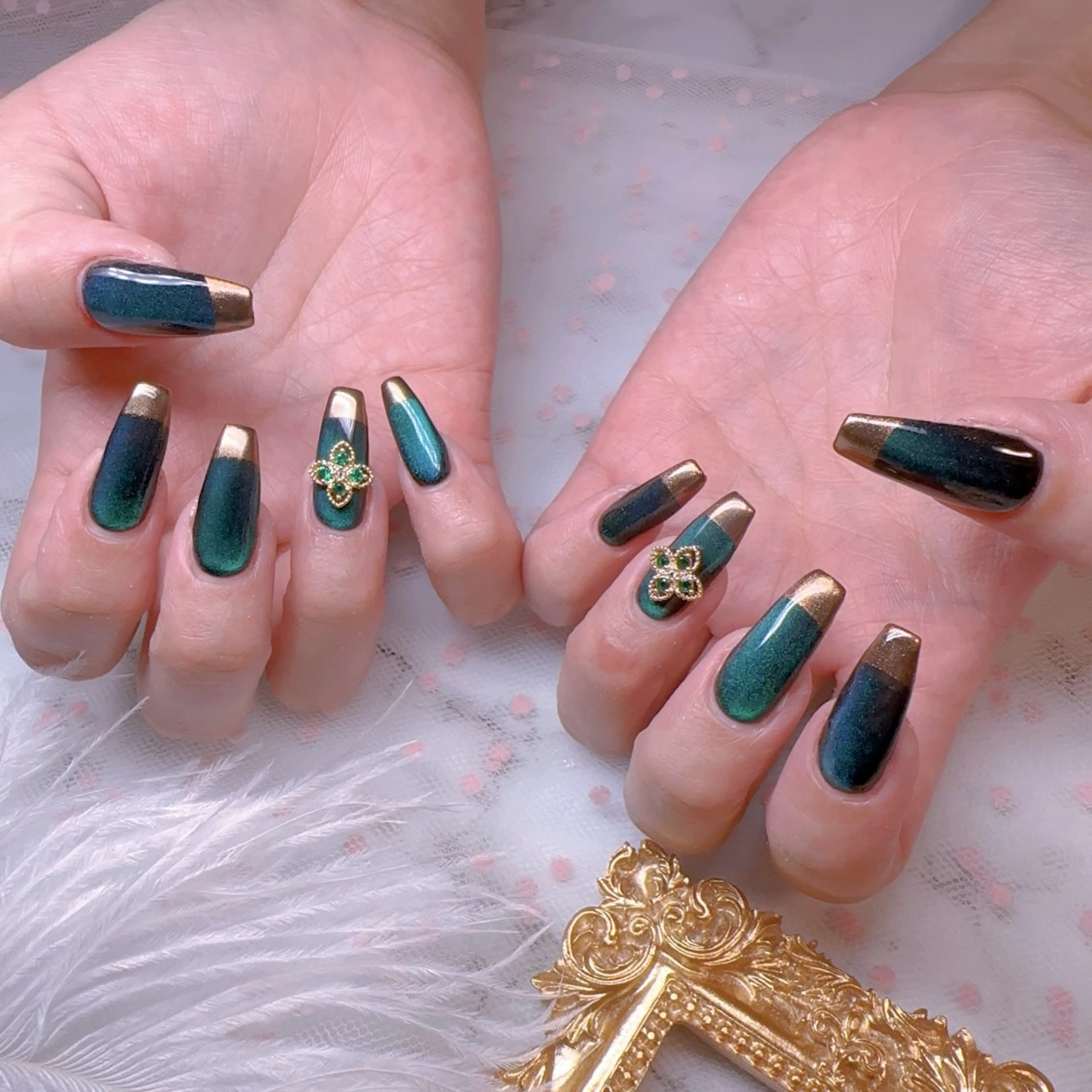 ネイル オーロラネイル 長さ出し フットネイル 韓国ネイル ラメ(グリッター) ハンドネイル Belle nail salon 新小岩のネイルデザイン