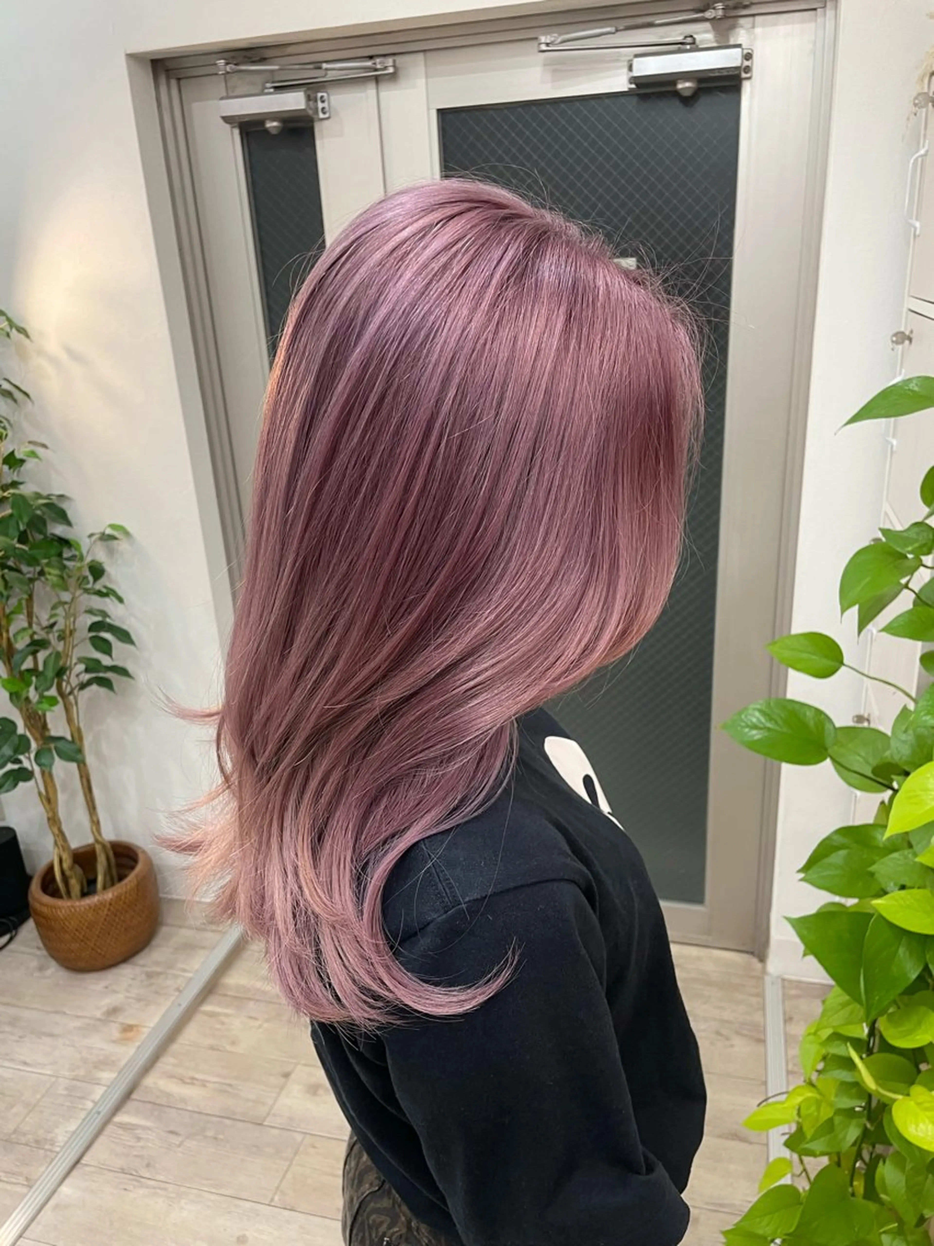 ミディアム カラー ブリーチ ブロンド ヘアカラー トリートメント hair salon Lihina所属・韓国ヘア🇰🇷 FUMINAのヘアスタイル