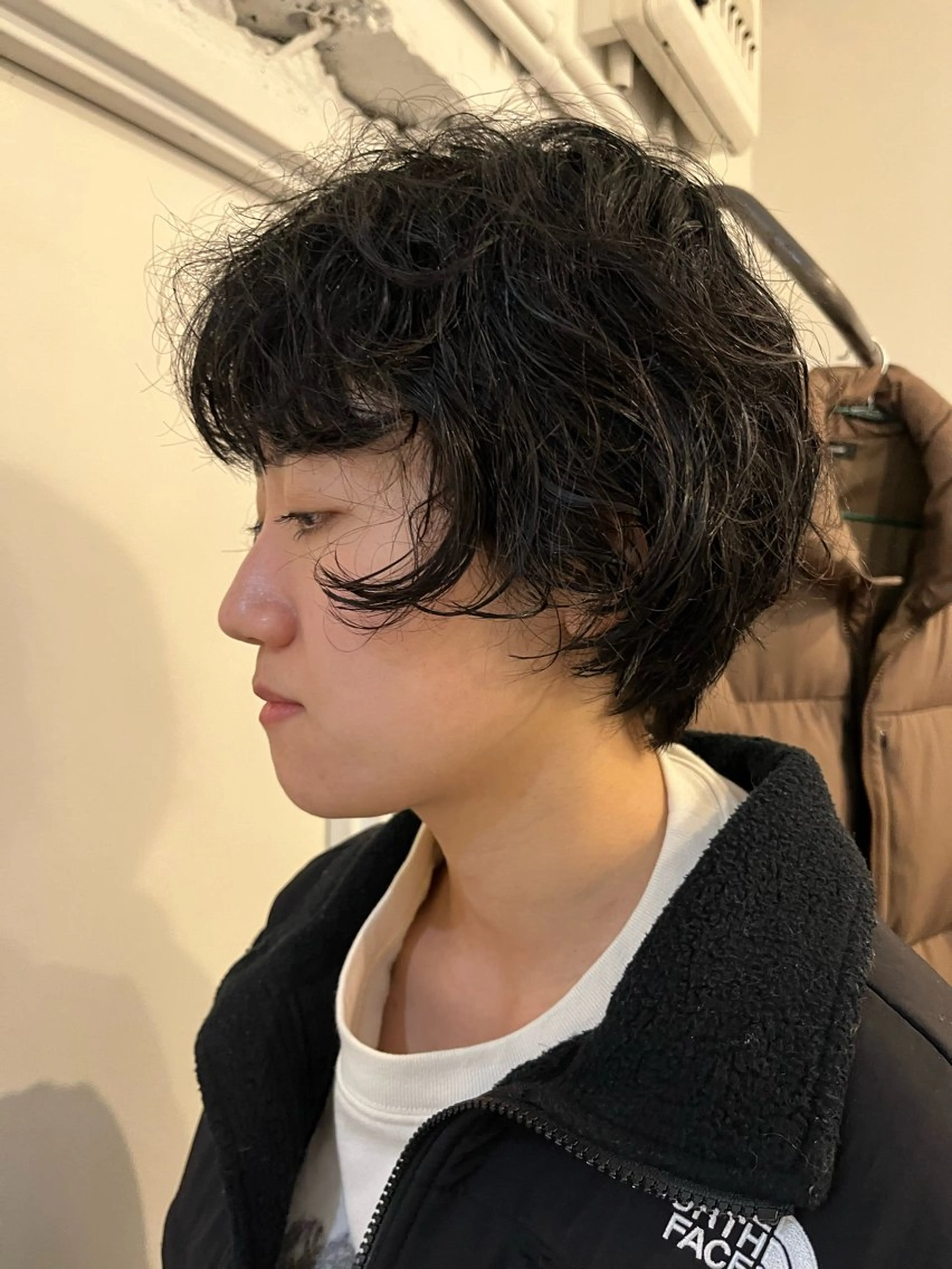 ショート メンズ くせ毛 ショートヘア パーマ ✴︎UNU ✴︎モエカのヘアスタイル