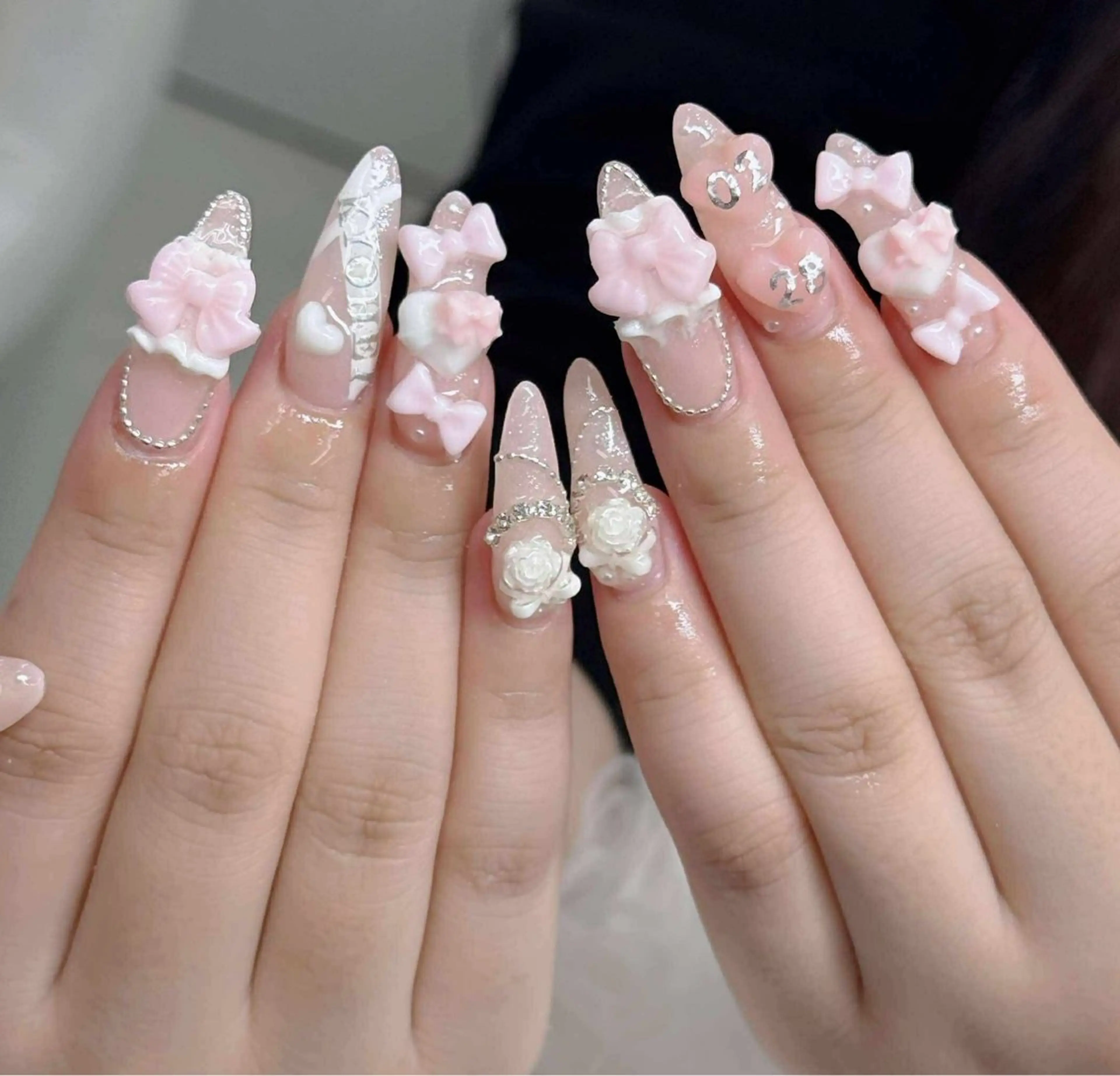 ネイル ハンドネイル ANH NAIL ゴテゴテ専門店💎のネイルデザイン