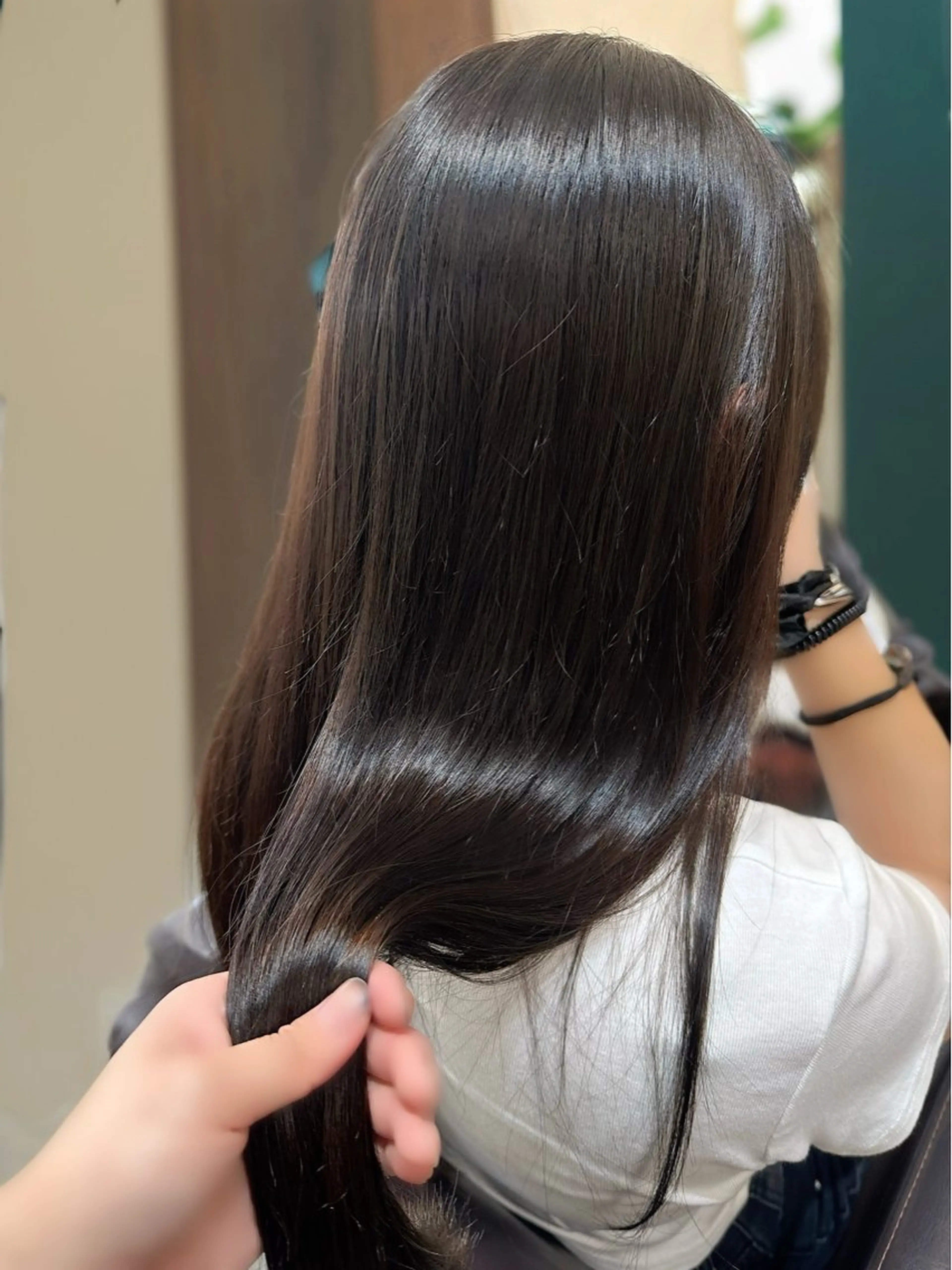 セミロング カラー 縮毛矯正 ✨髪質改善💖 縮毛矯正💖mihoのヘアスタイル