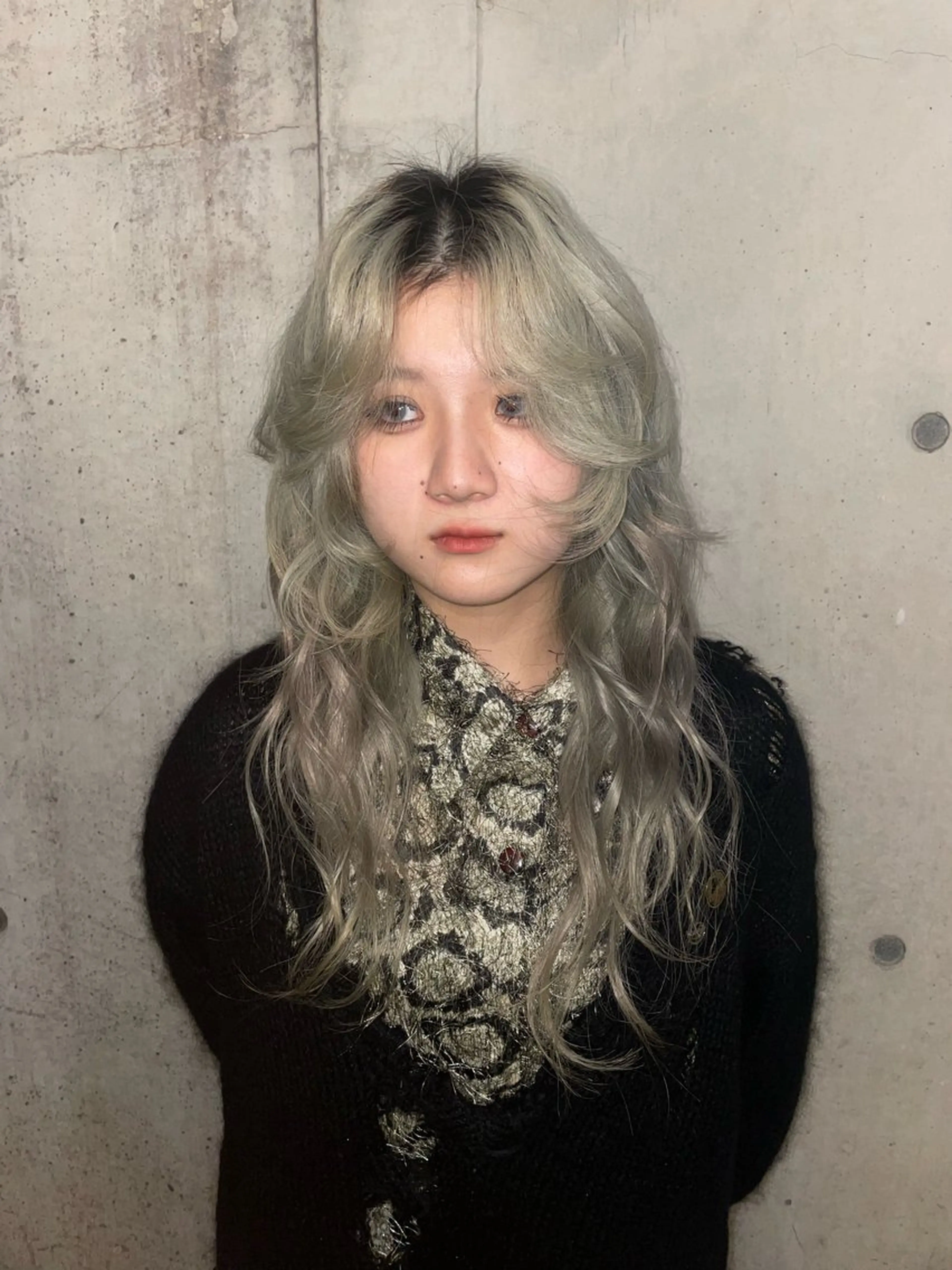 ロング カラー ヘアアレンジ ハイトーンカラー rin🩰ハイトーン /レディースパーマのヘアスタイル