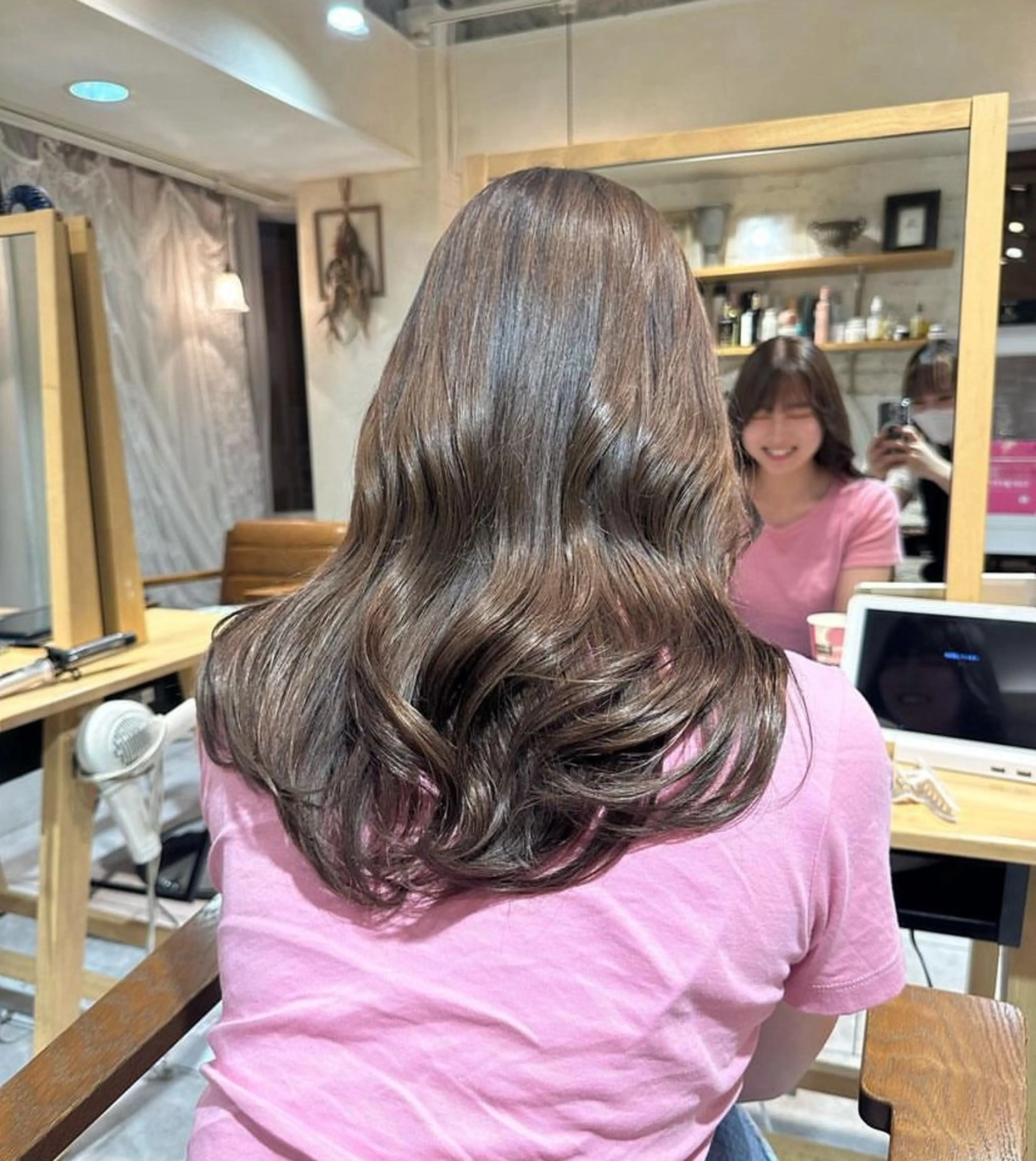 カラー イルミナカラー 上野 莉菜のヘアスタイル