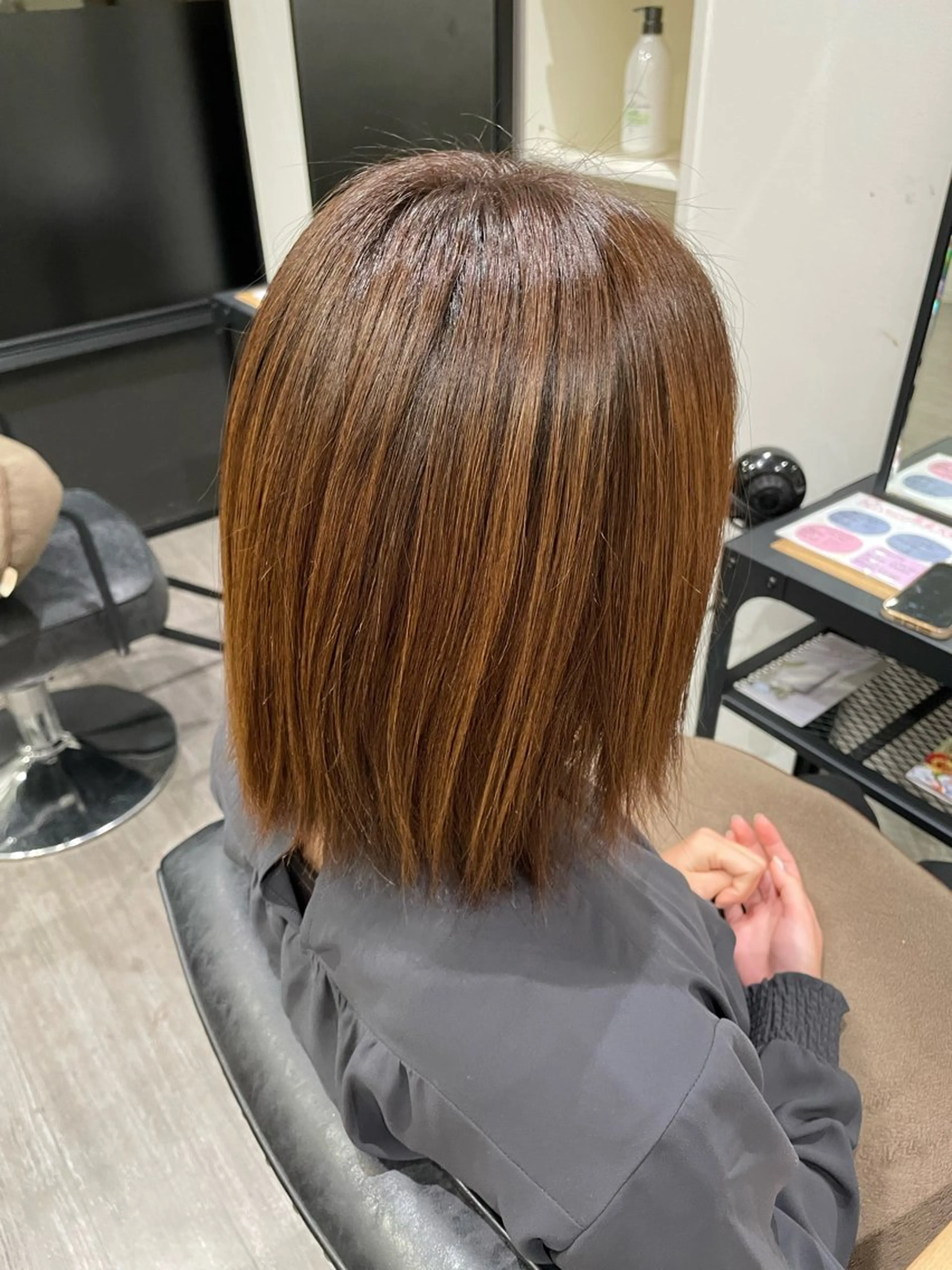 ミディアム ヘアカラー 北村 鴻志郎のヘアスタイル