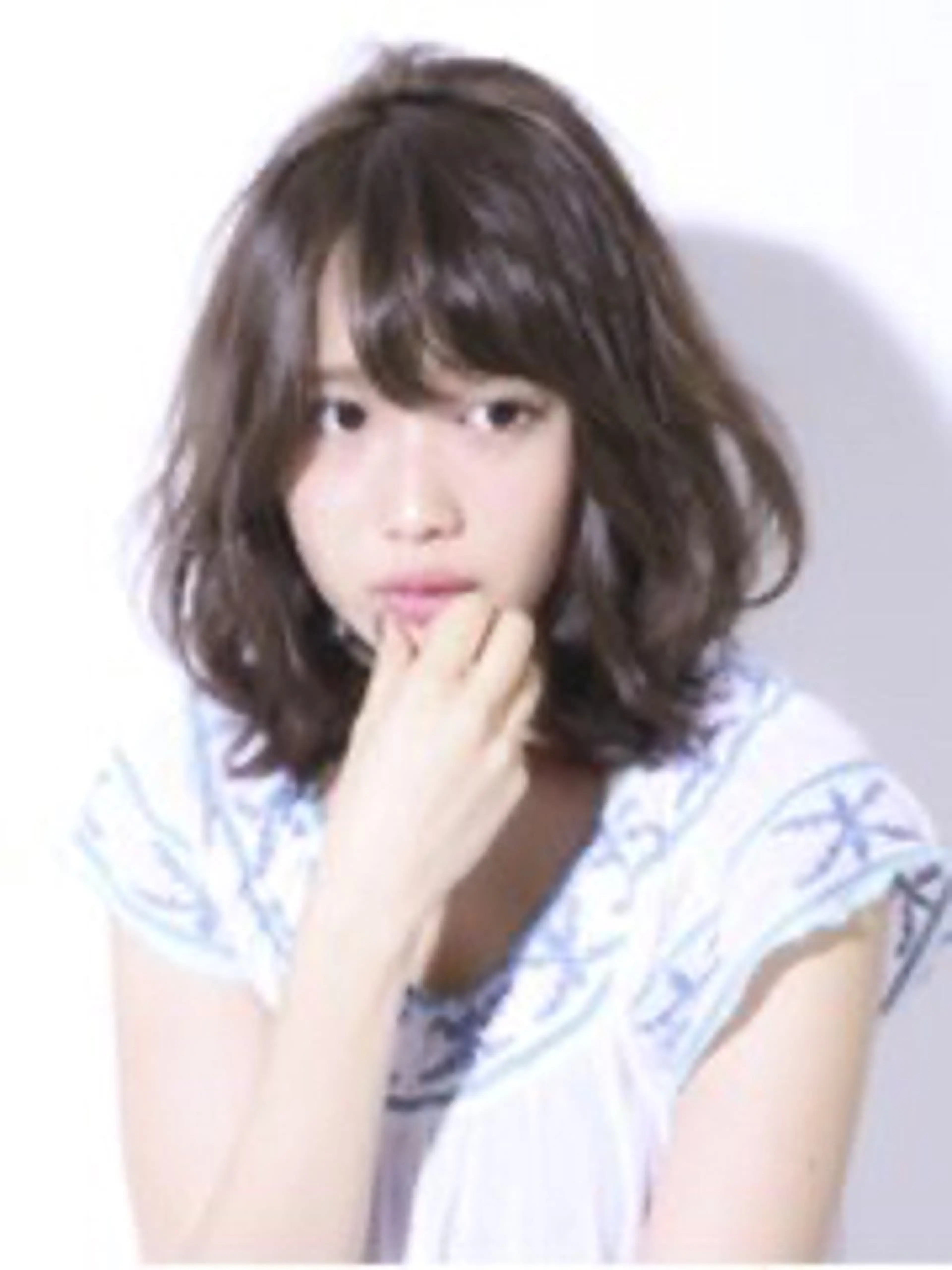 ミディアム レディースカット 無料🎀ジュリのヘアスタイル