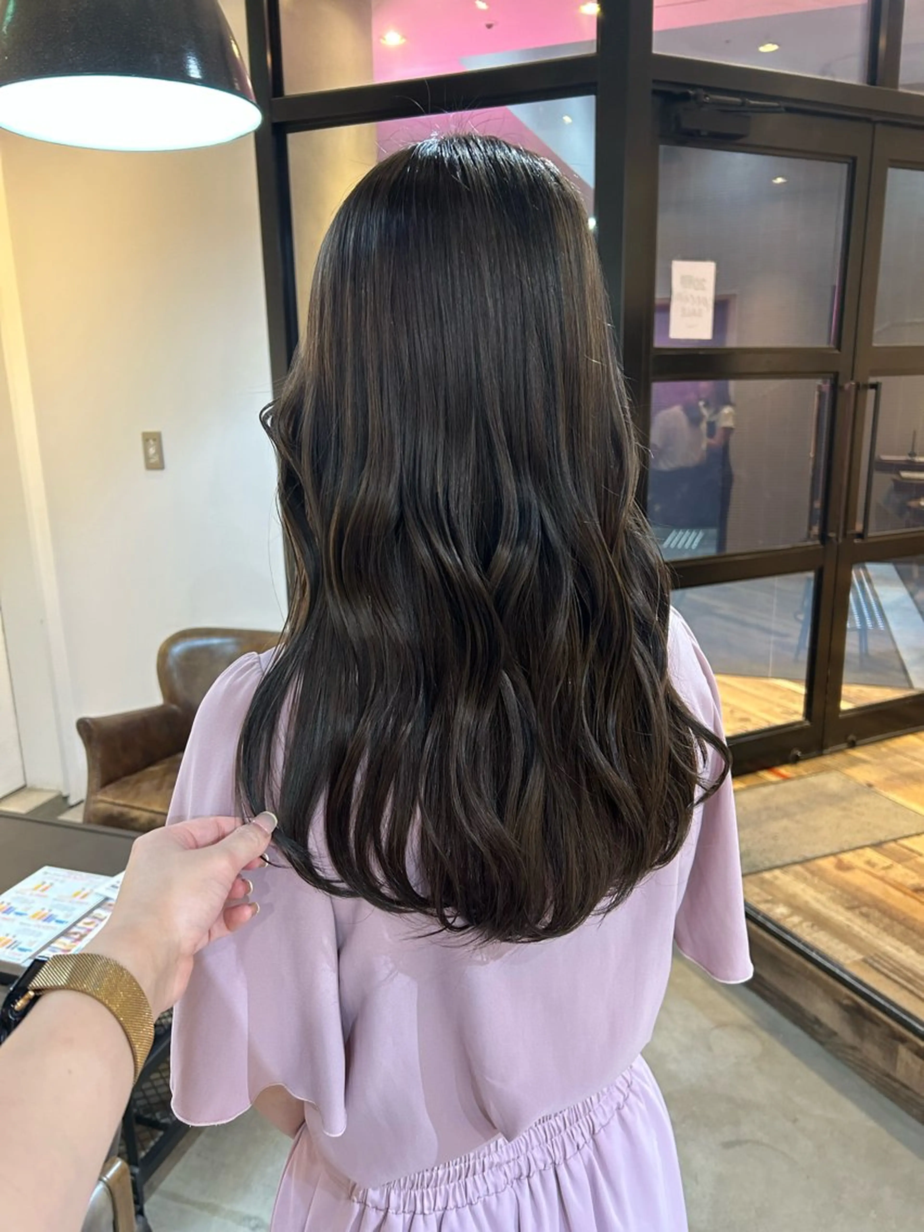 ロング カット ヘアカラー 透明感カラー/ 髪質改善✨️💞萌愛のヘアスタイル
