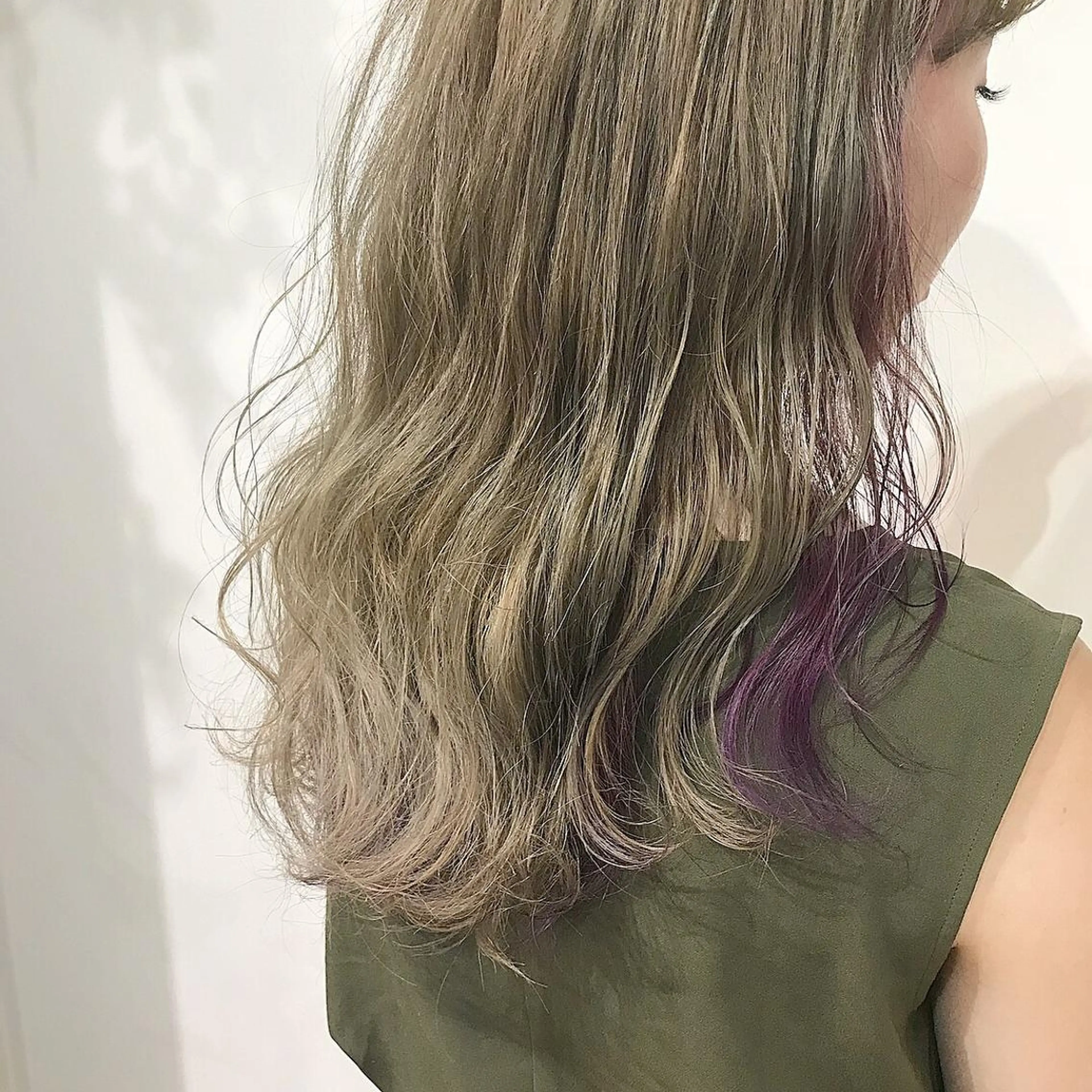 ロング カラー ラベンダーカラー パープルカラー ヘアカラー トリートメント レイヤー/顔周り /AKARIのヘアスタイル