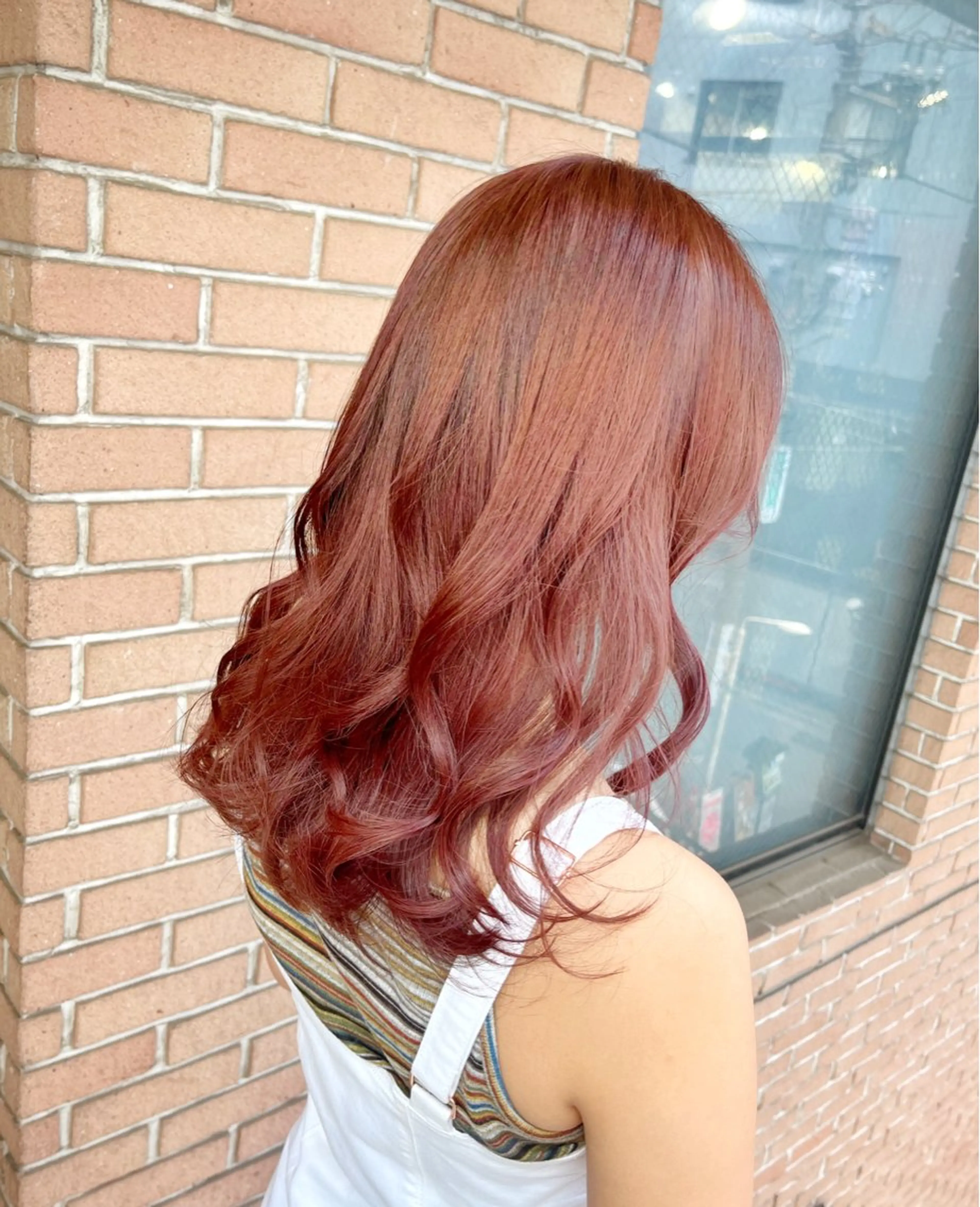 セミロング カラー ヘアアレンジ ブリーチ ブリーチなしカラー カット ヘアカラー トリートメント ヘアセット ピンクカラー🩷 ヘアセットＮＯ.1のヘアスタイル