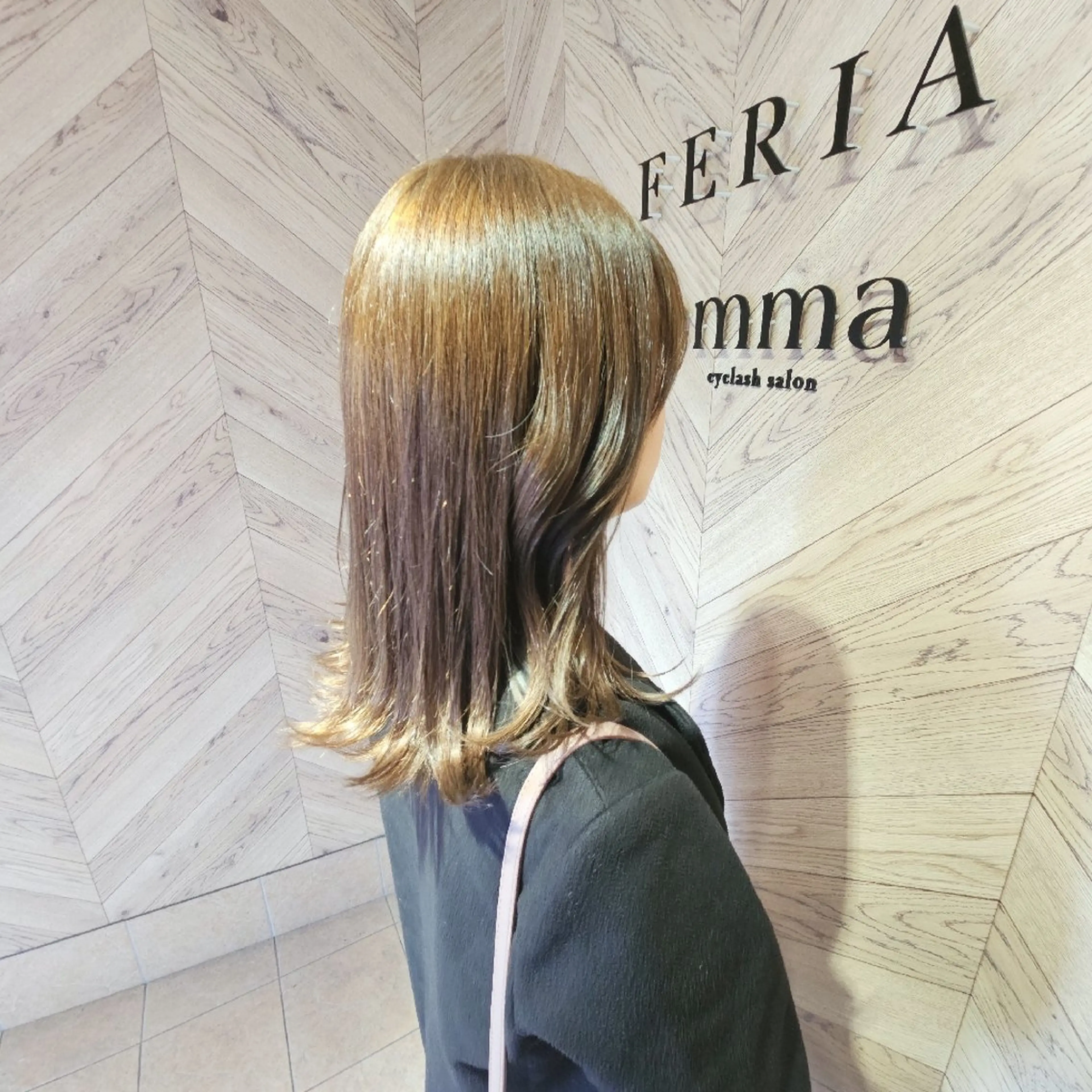 ミディアム カット FERIAあべの 🎀中野まや🎀のヘアスタイル