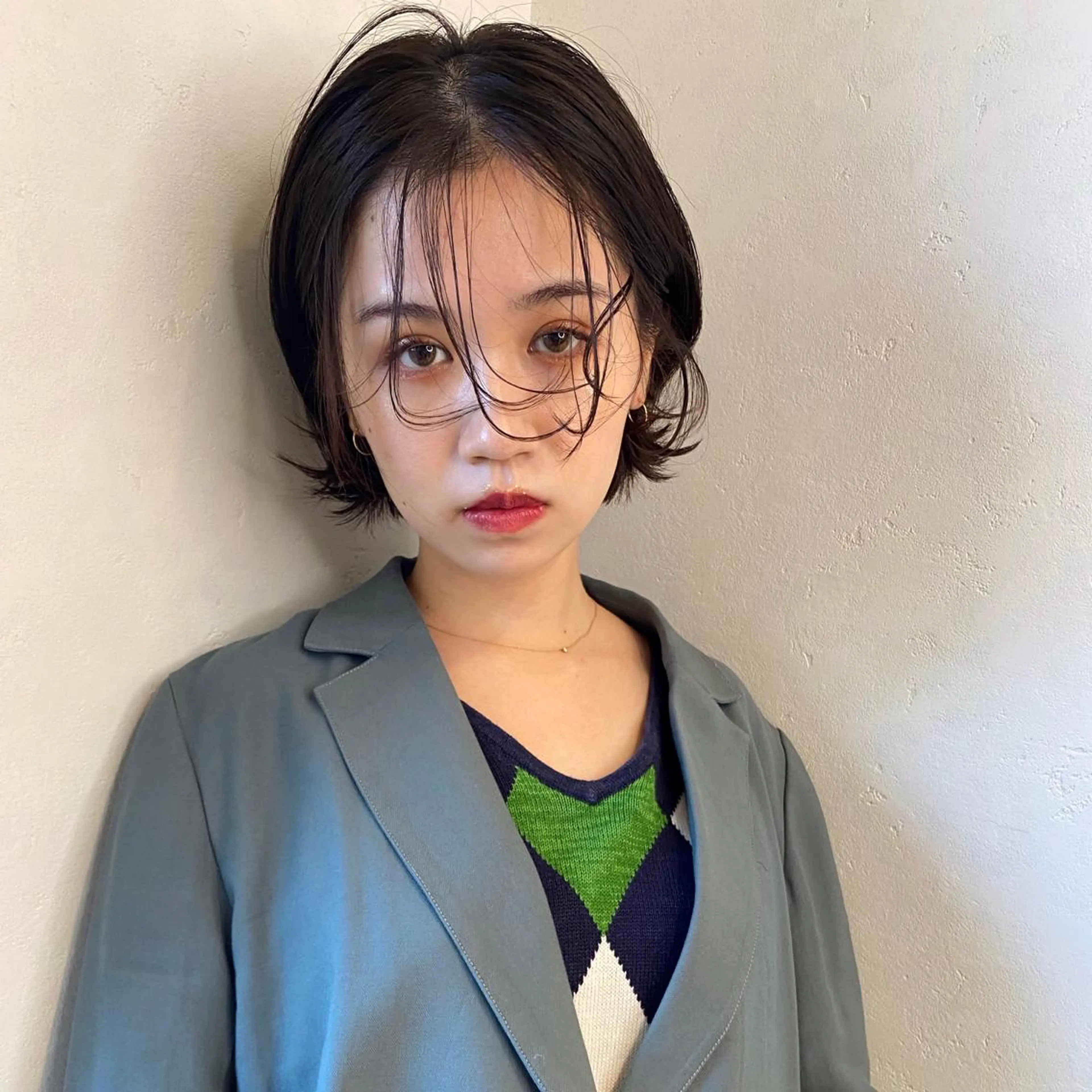 ショート カラー ブラウンカラー ナチュラルブラウン ボブ 外ハネヘア irwi/イルウィ所属・miku🎀門前仲町 ブリーチ・レイヤーのヘアスタイル