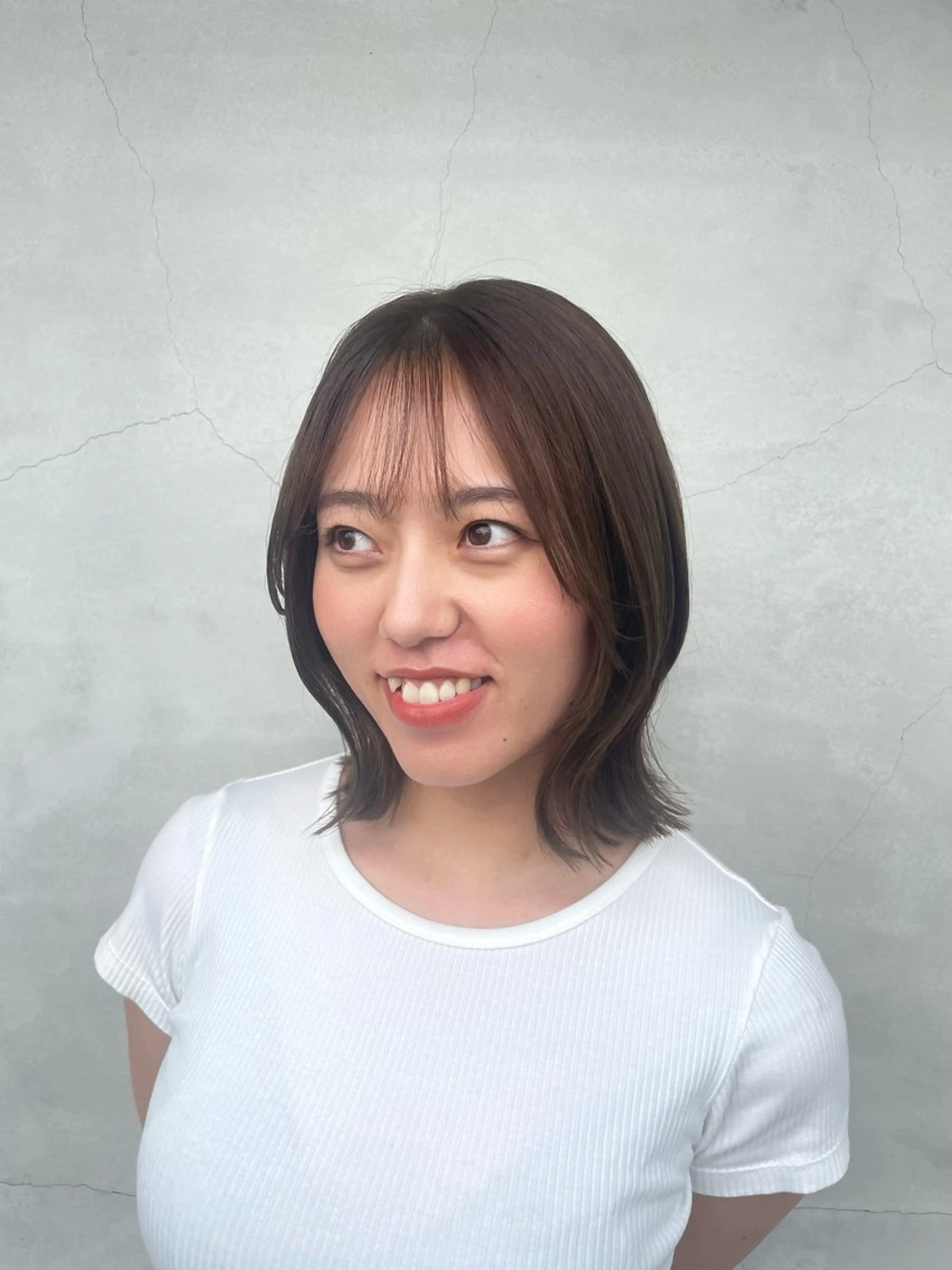 ミディアム ヘアカラー 笹川 桃歌のヘアスタイル