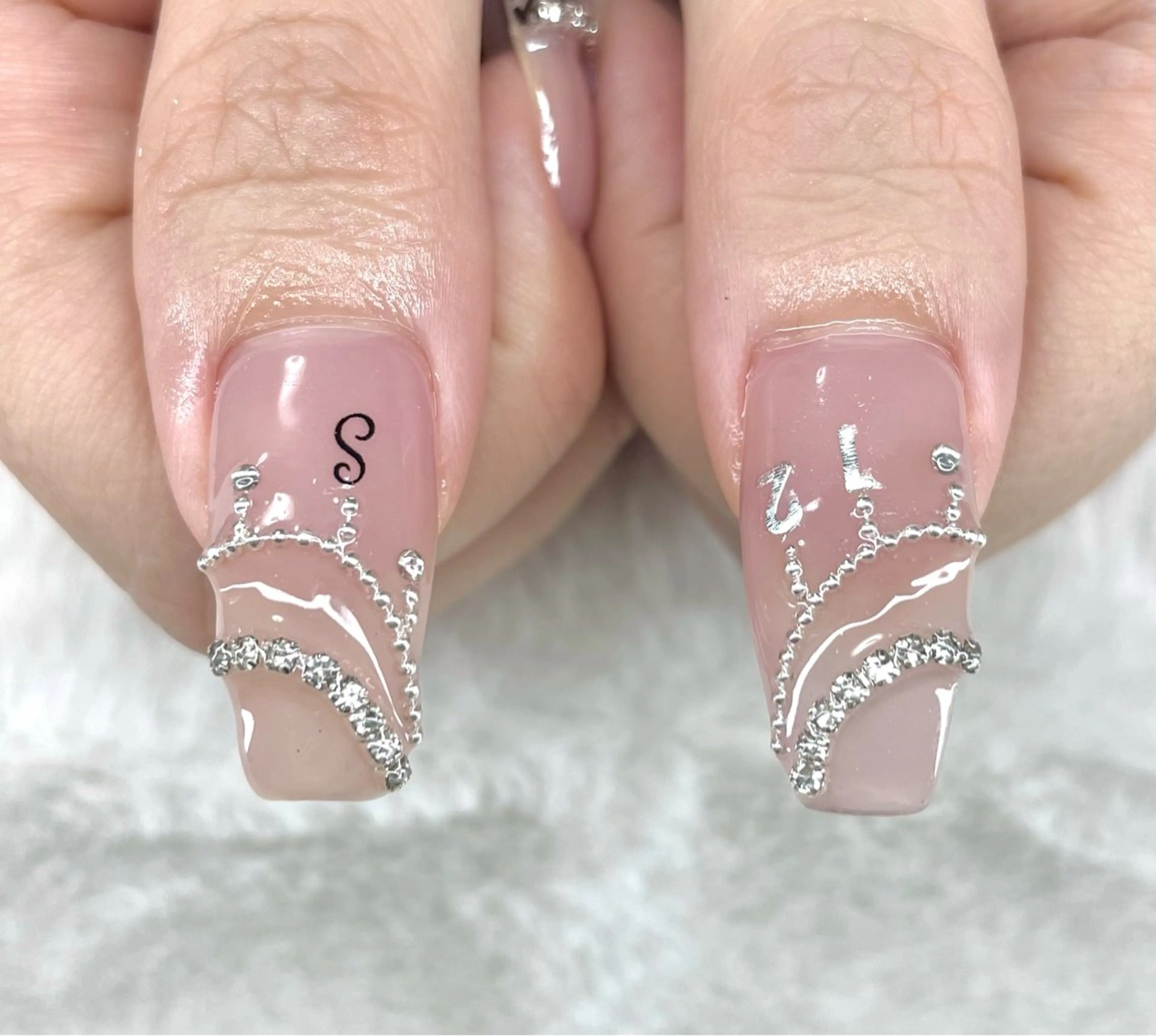 ネイル ChouChou NAIL SALON所属・サキ ChouChouのネイルデザイン