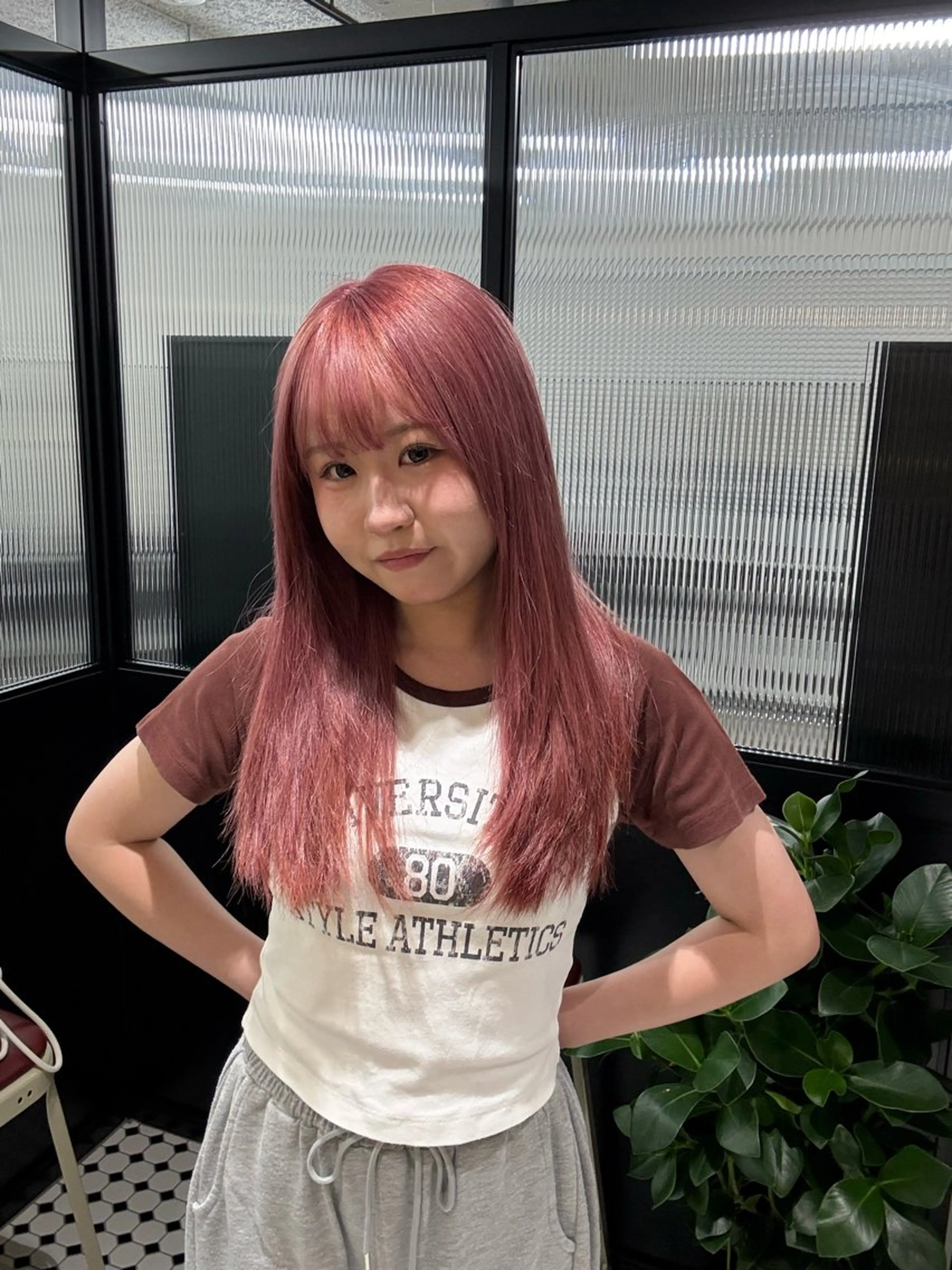 ロング カラー ヘアカラー トリートメント 韓国ヘア暗髪 ダブルカラーメンズ可のヘアスタイル
