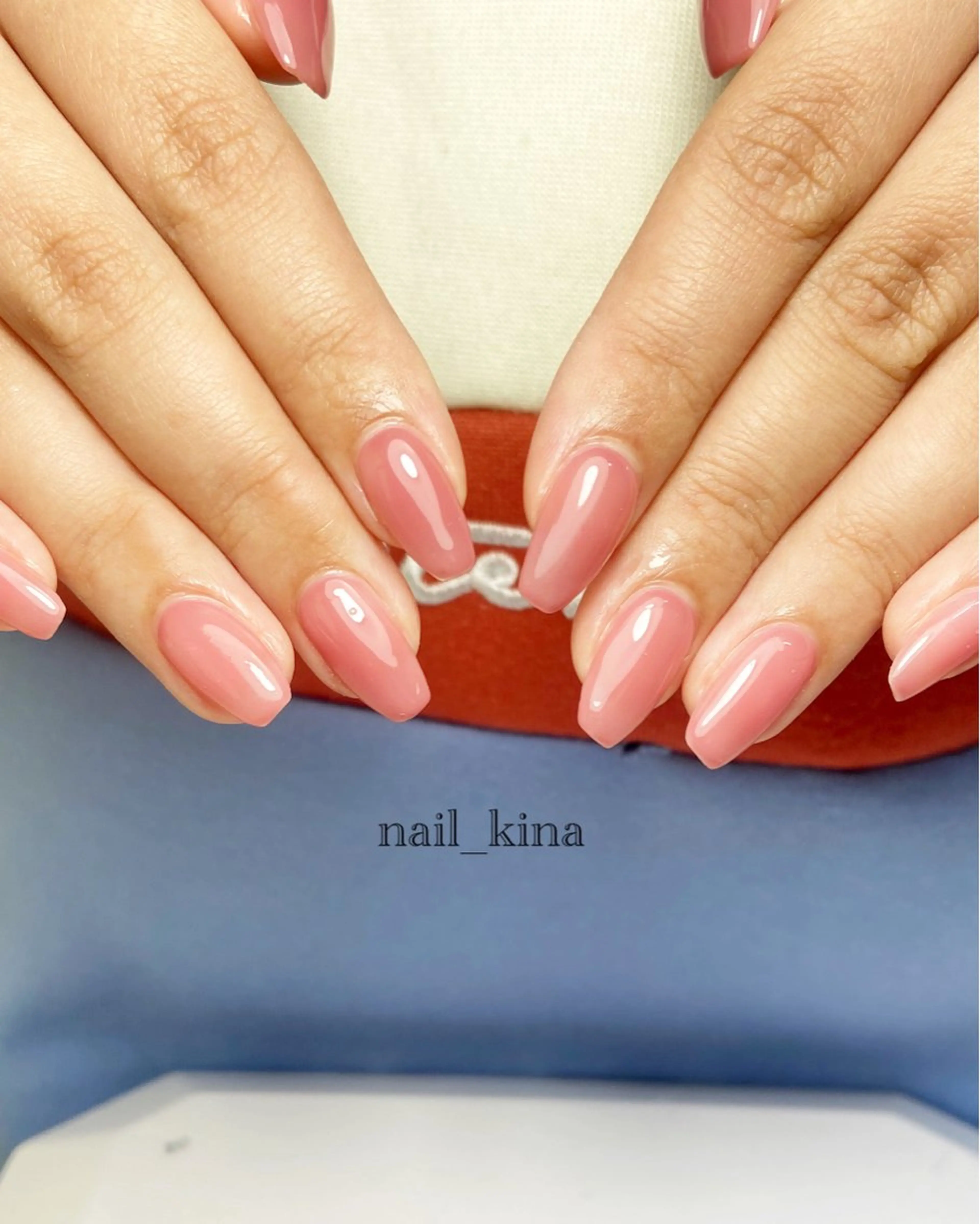 ネイル 長さ出し ワンカラーネイル nail_ kinaのネイルデザイン