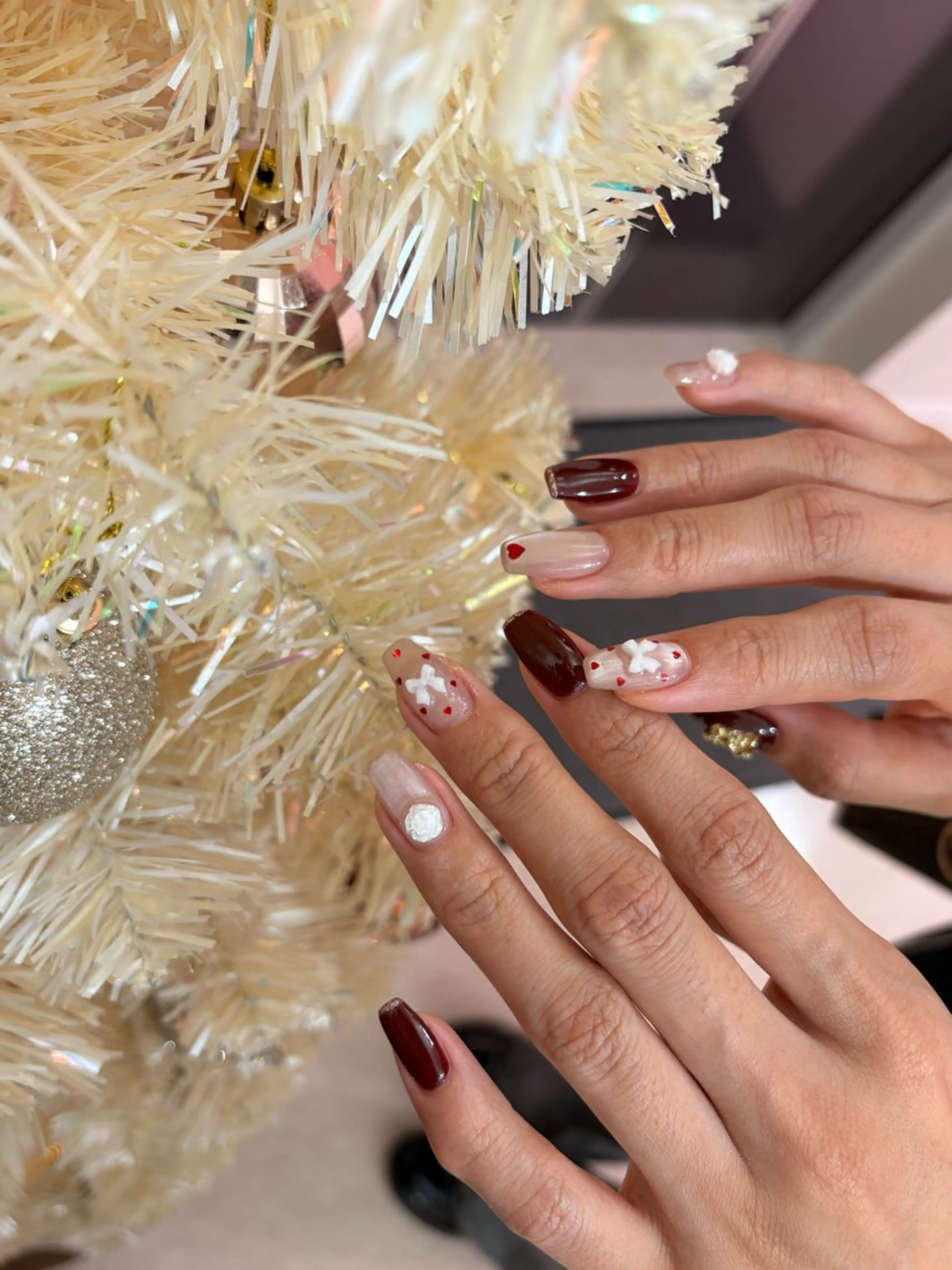 ミディアム ハンドネイル CLALA Ayumiのネイルデザイン