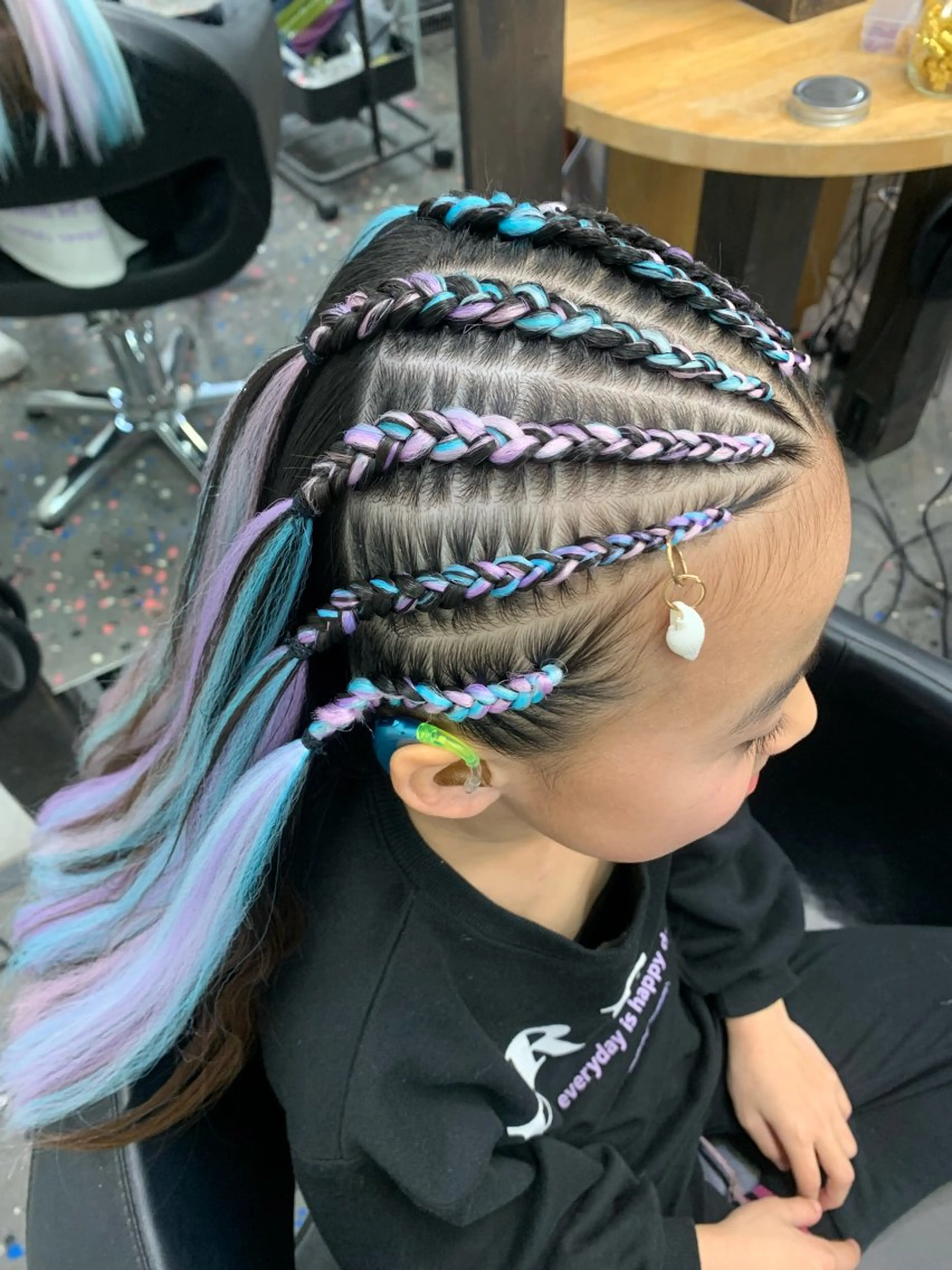 ミディアム ヘアアレンジ キッズ エクステ Lehua   (レフア)所属・MEI/ブレイズ/ コーンロウ/茅ヶ崎のヘアスタイル