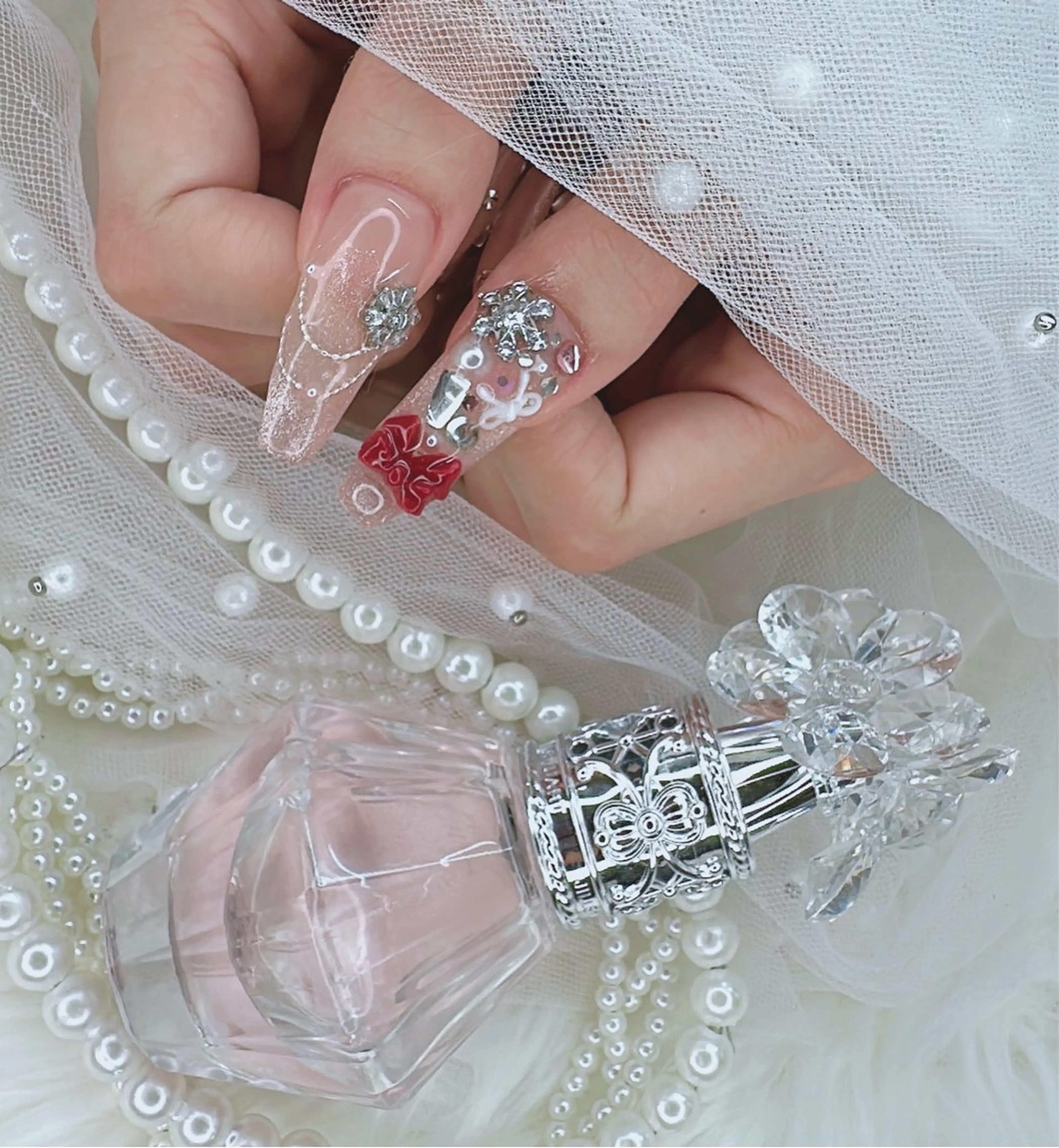 ネイル ハンドネイル フットネイル ハンドケア R nailsalon所属・R salonのネイルデザイン