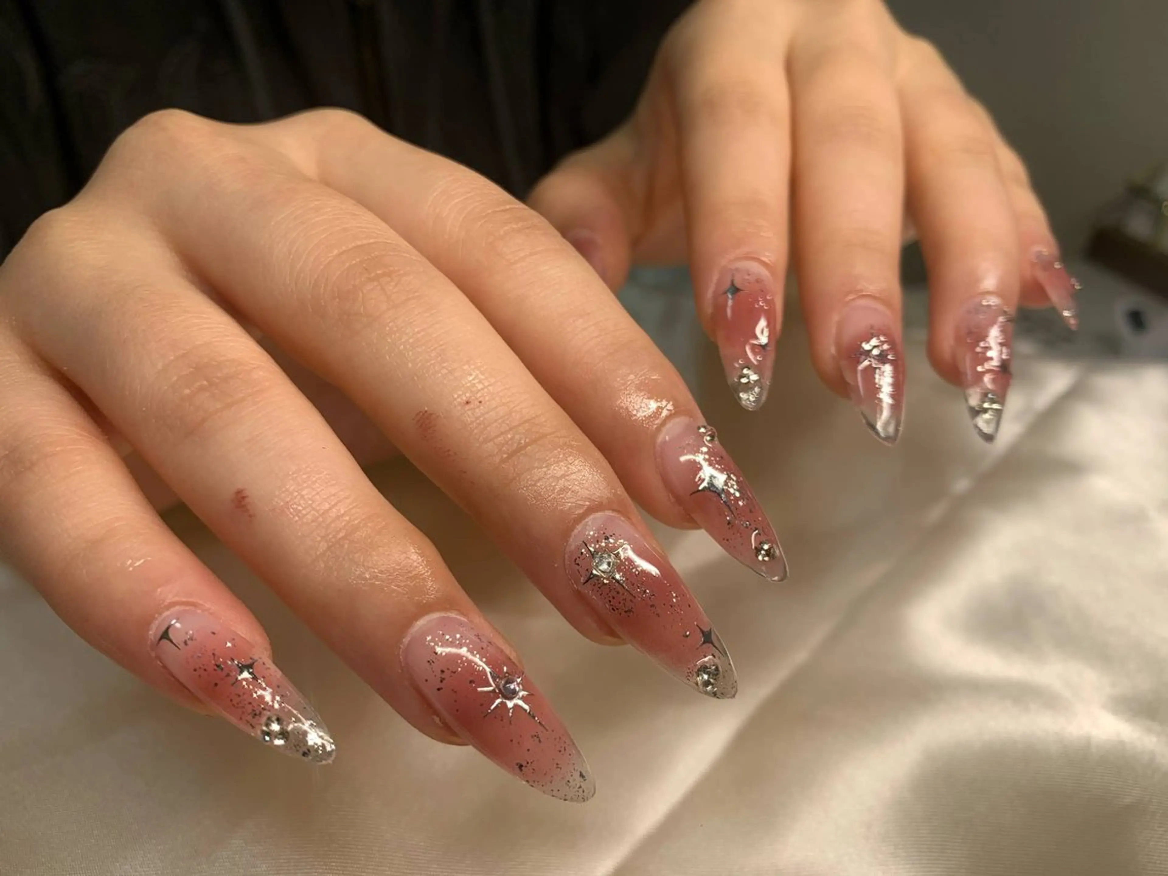 ネイル Rose Ana.Chuoのネイルデザイン