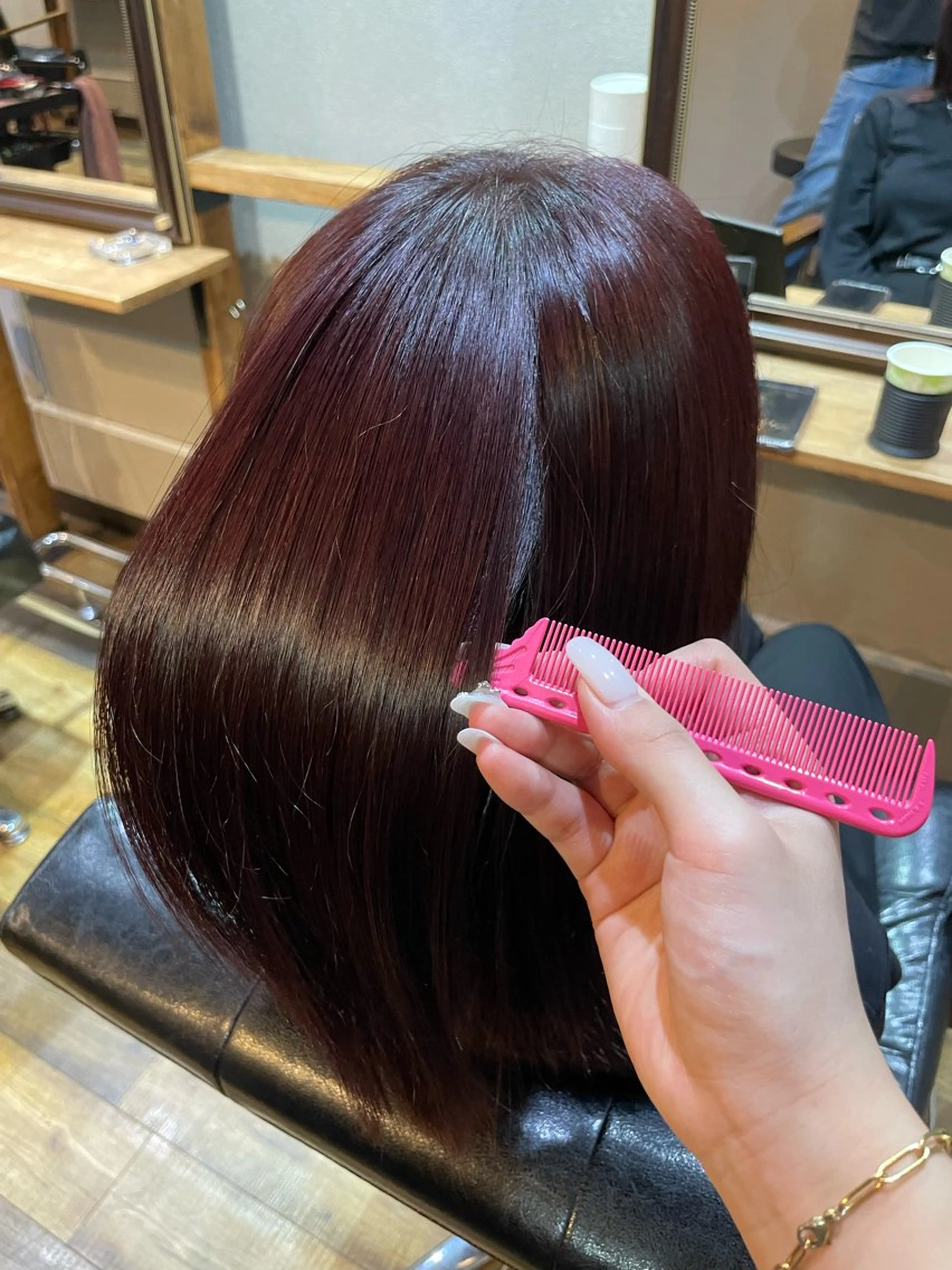 ミディアム ピンクラベンダー ヘアカラー MIKA 💫艶透明感カラーのヘアスタイル
