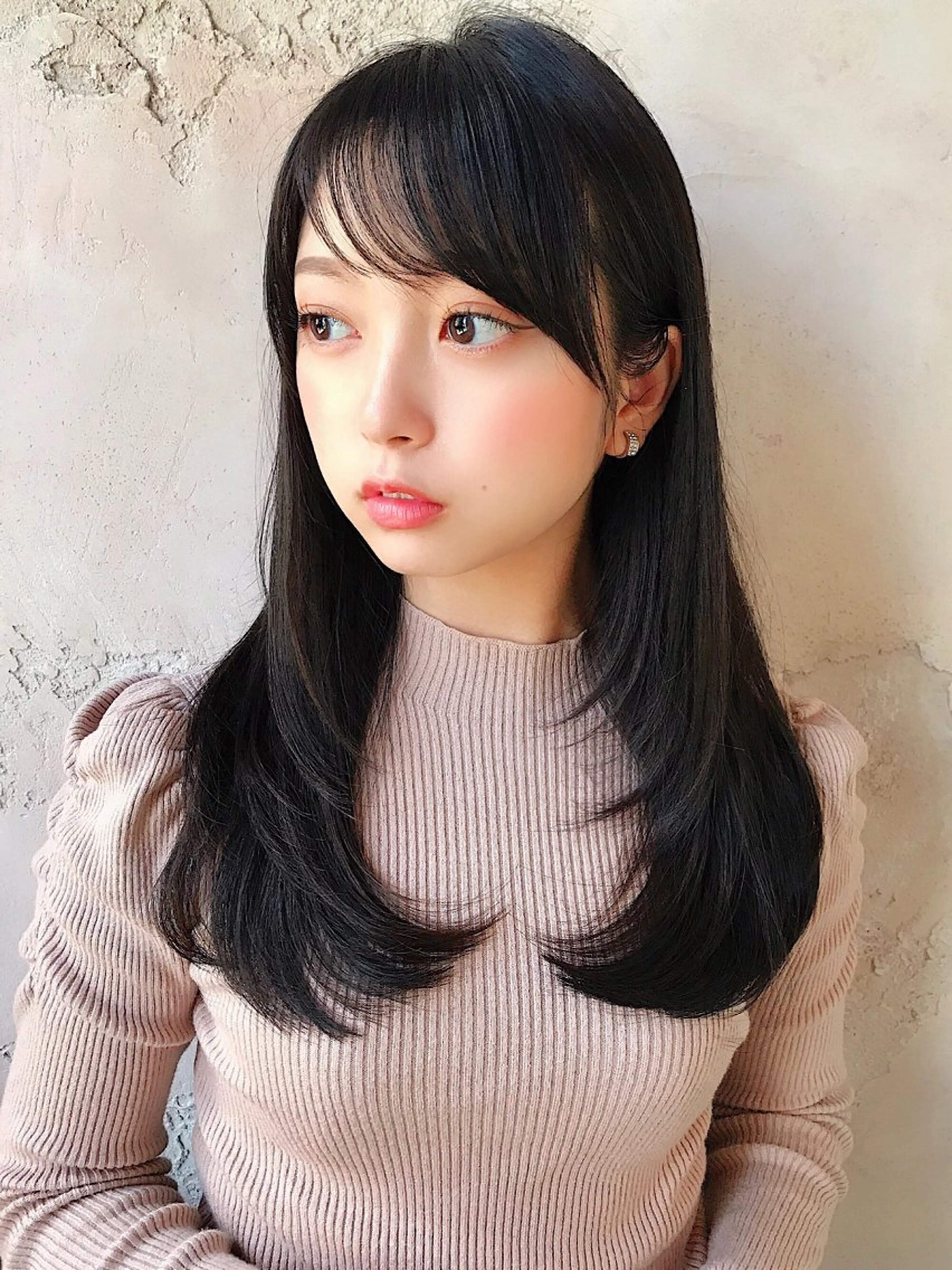 ロング カラー 黒髪 ブルーカラー ブルーブラック 韓国風ヘア レイヤーカット カット ヘアカラー トリートメント 韓国ヘア/レイヤー /大嶽佑馬のヘアスタイル