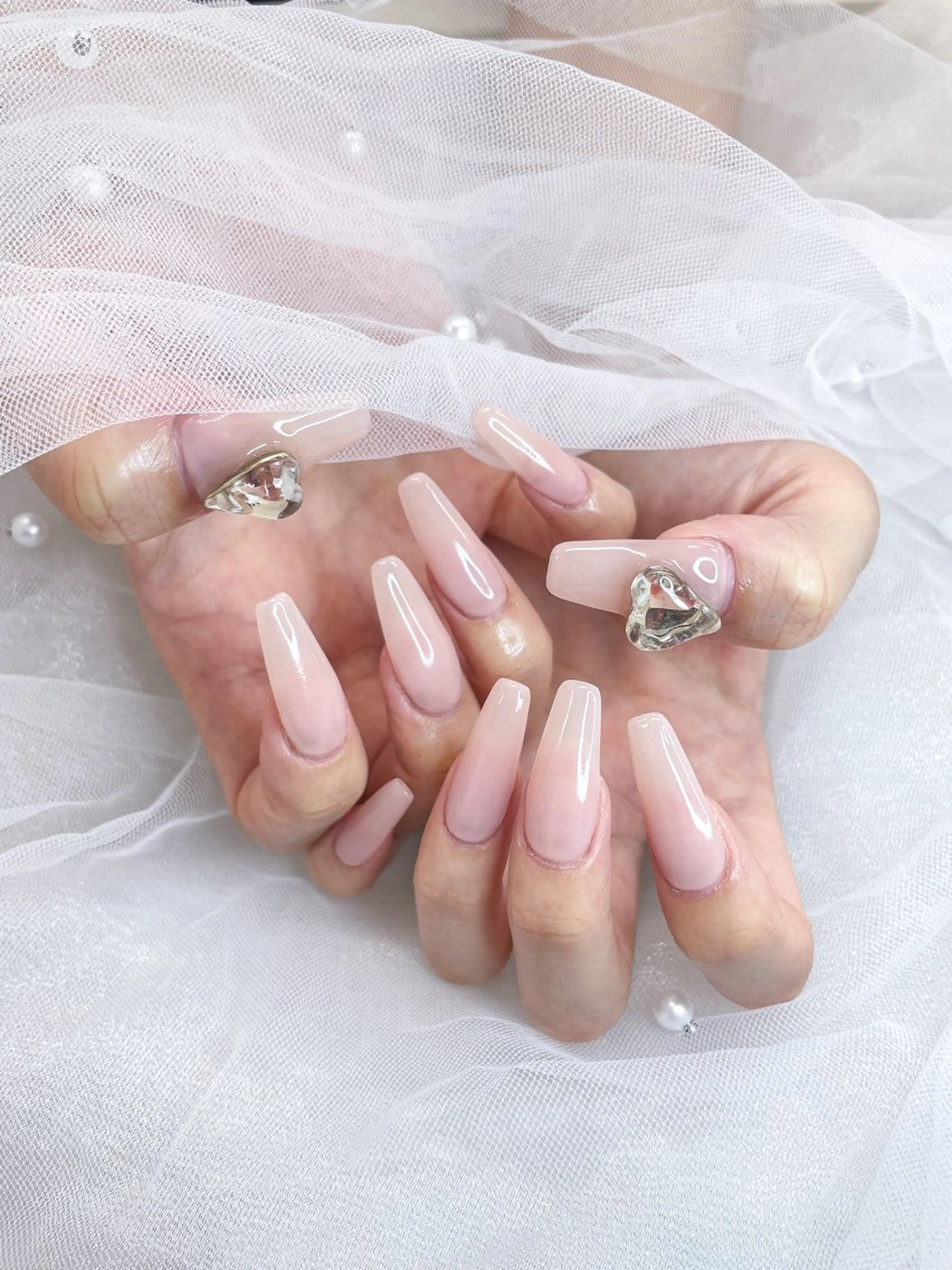ネイル ハート ストーンネイル ハンドネイル MiMi NAIL TOKYO所属・五十嵐 美智のネイルデザイン