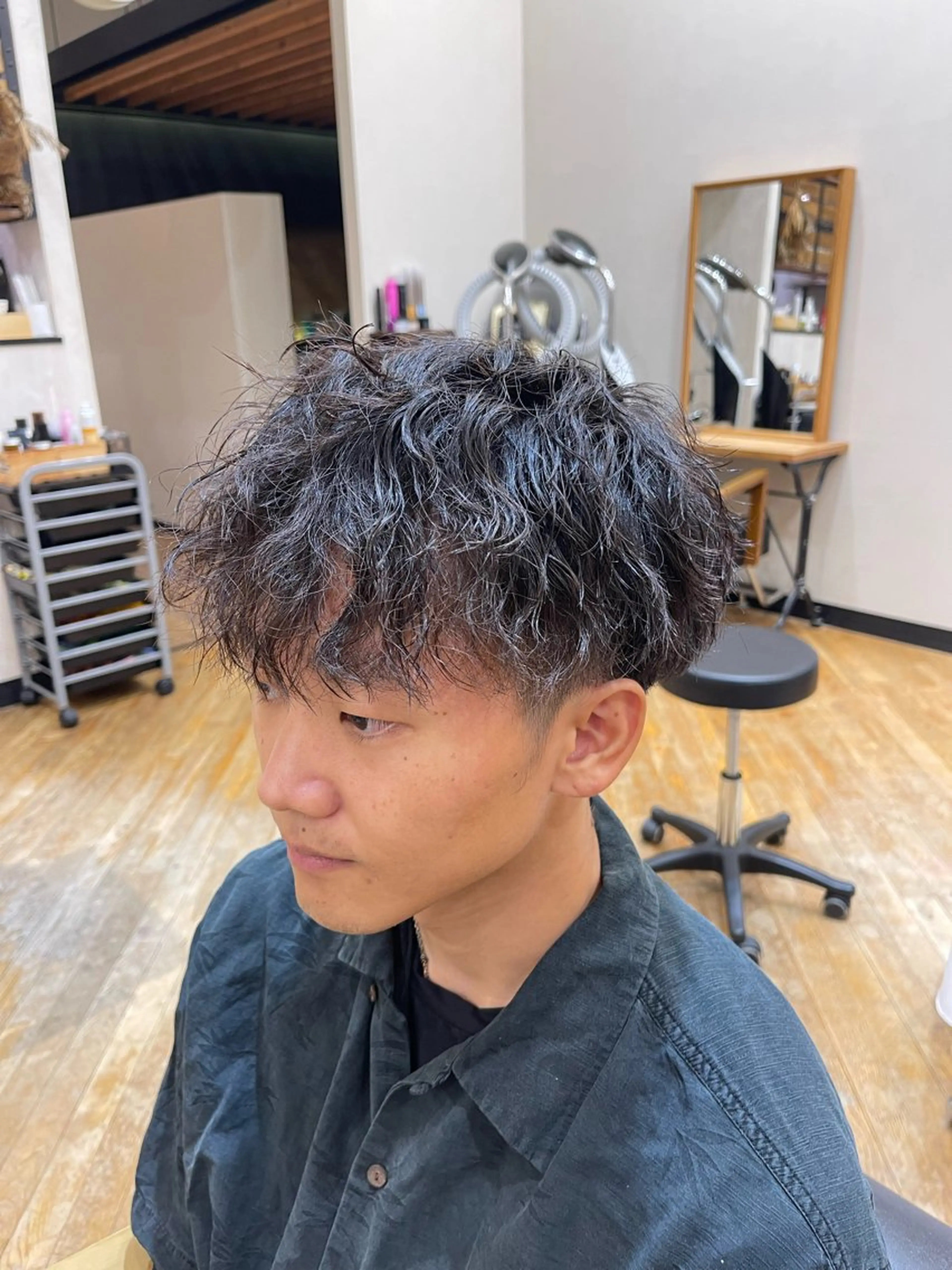 ショート パーマ メンズ カット パーマ Rolen.所属・佐藤 海璃のヘアスタイル