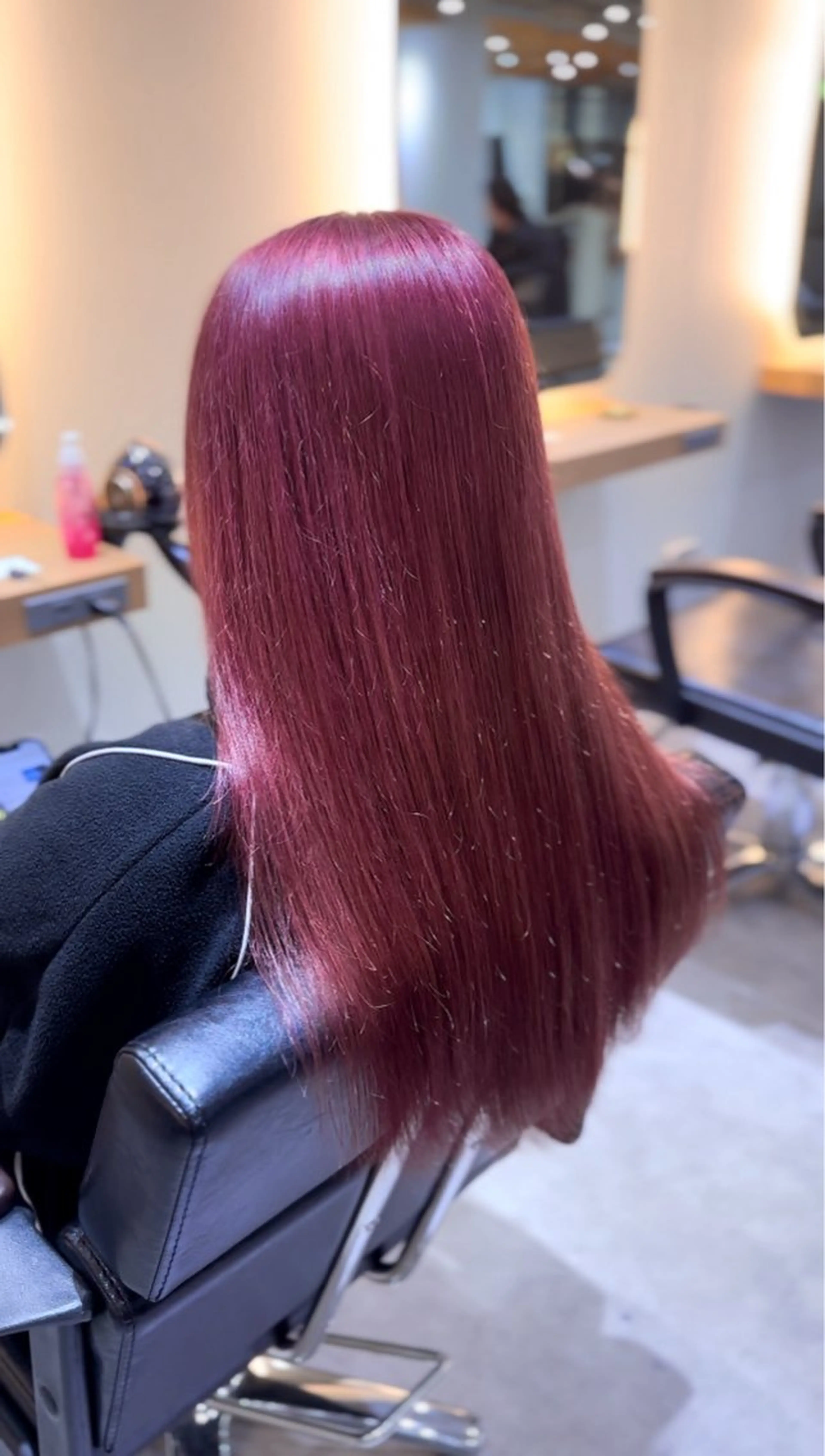 ロング カラー ブリーチ ケアブリーチ イヤリングカラー インナーカラー ヘアカラー トリートメント レイヤーカット/ ブリーチカラー/雅人のヘアスタイル