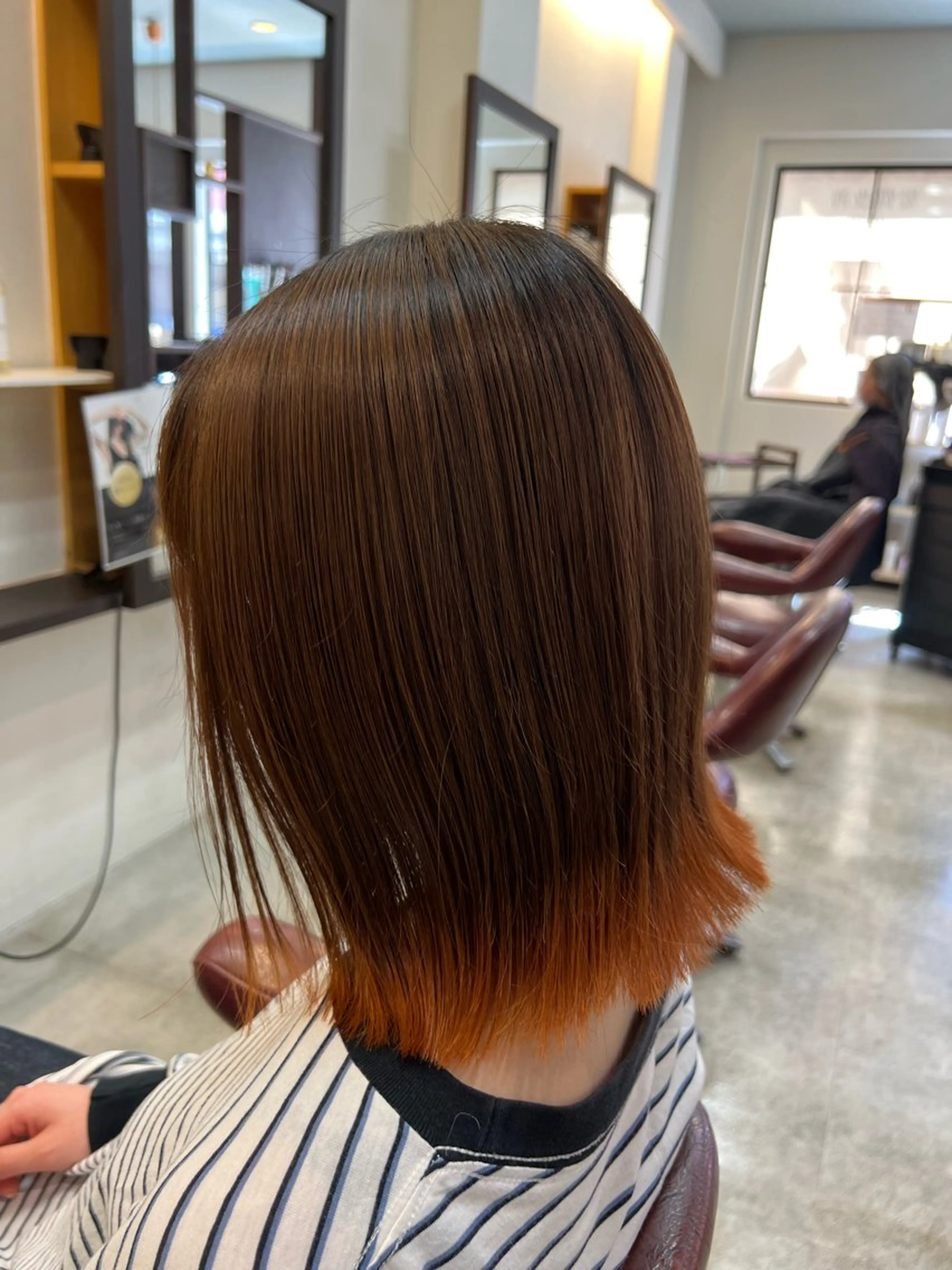 ミディアム カラー オレンジ カット ヘアカラー 松山 優里のヘアスタイル