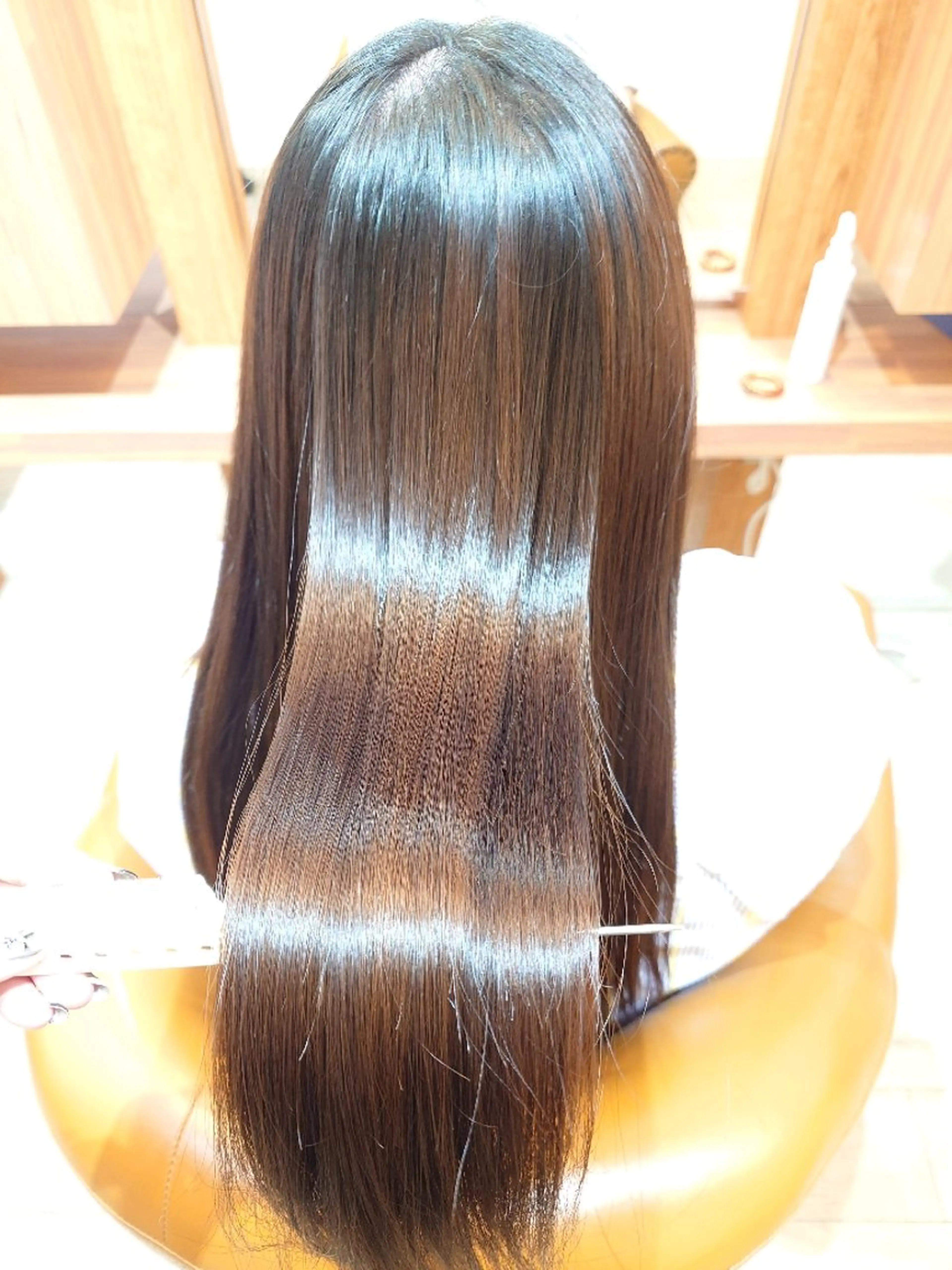 ロング 縮毛矯正 種子田 結理のヘアスタイル