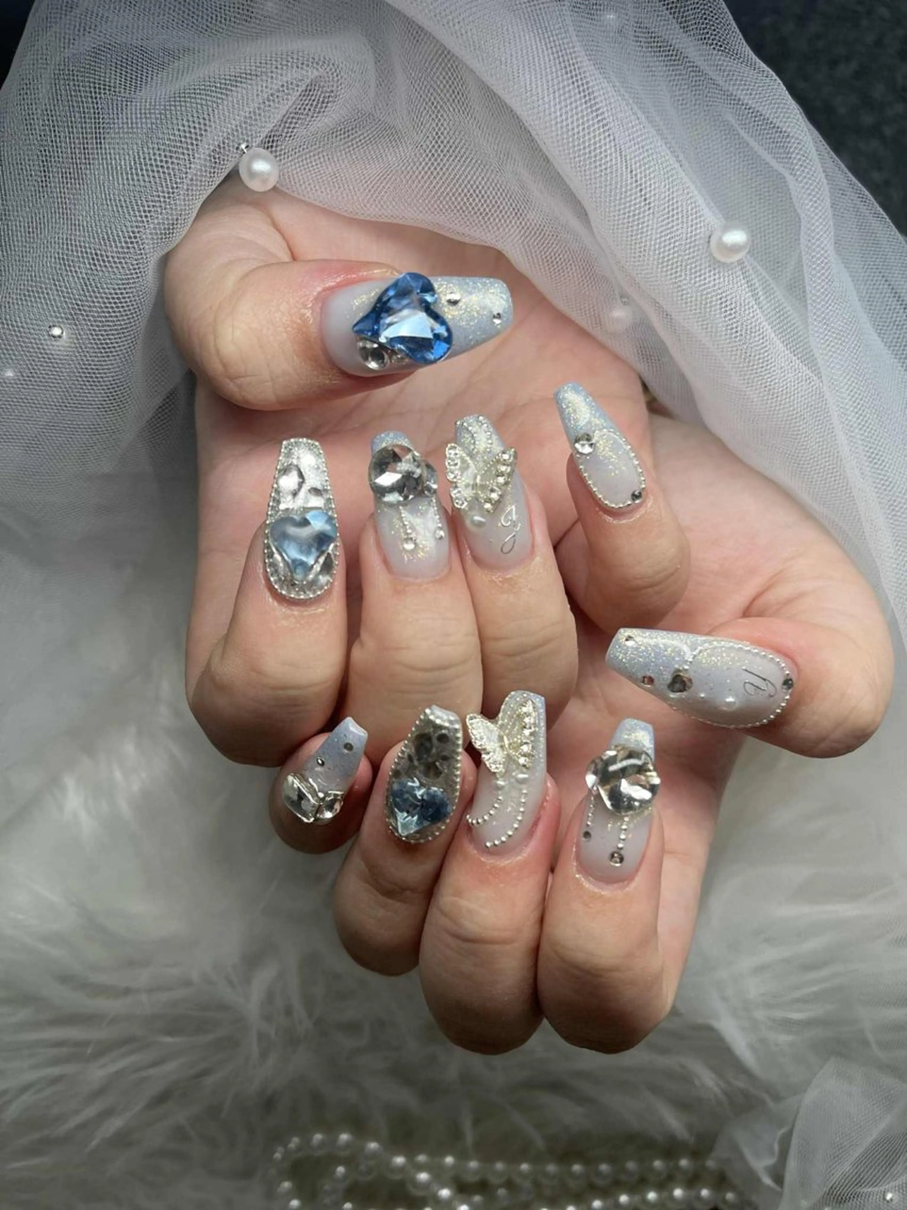 ネイル フレンチネイル ジェルネイル ガラスフレンチ ハロウィン ハート H.baby nail所属・H.baby Nail Salonのネイルデザイン