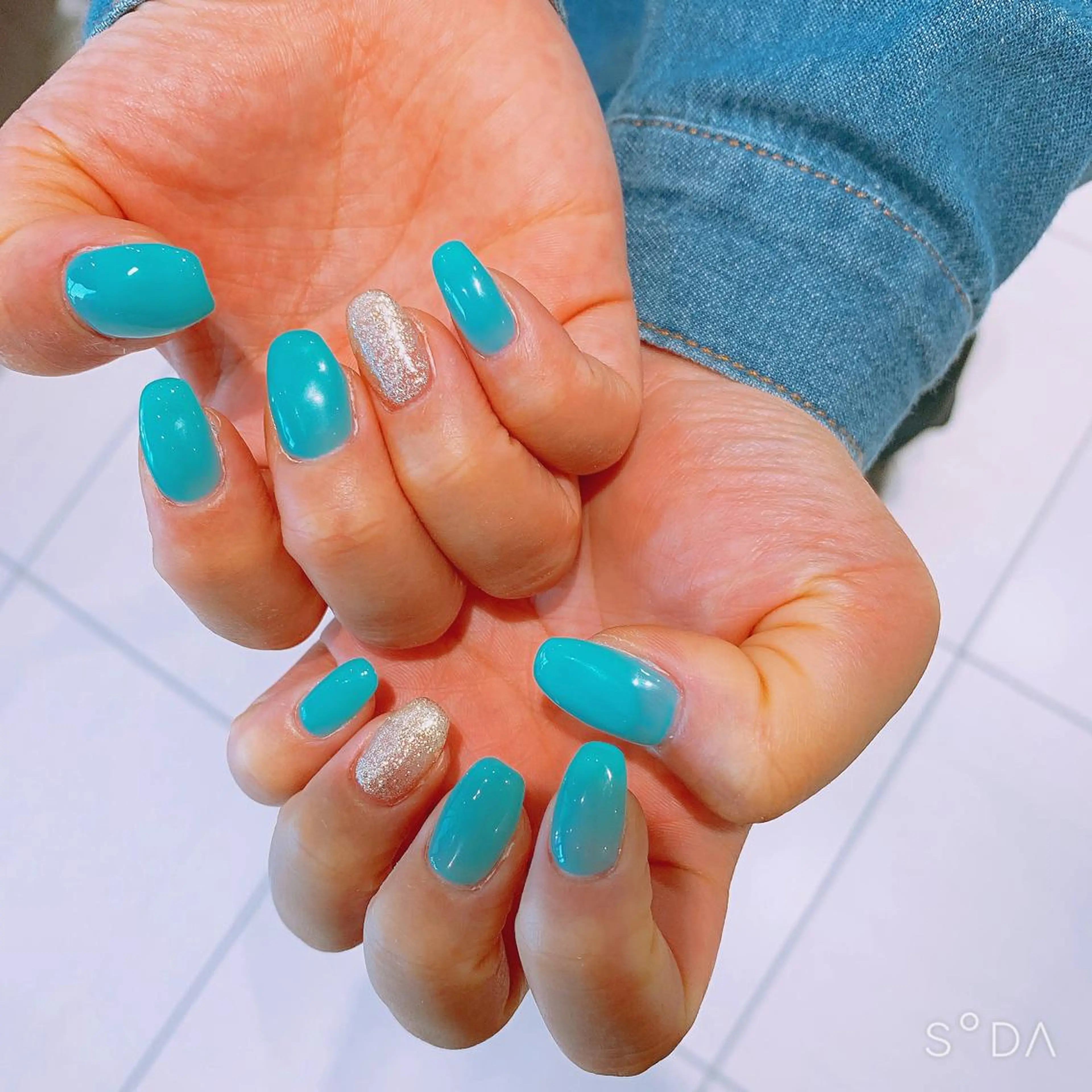 ネイル ジェルネイル パラジェル シンプルネイル Rena colore'のネイルデザイン